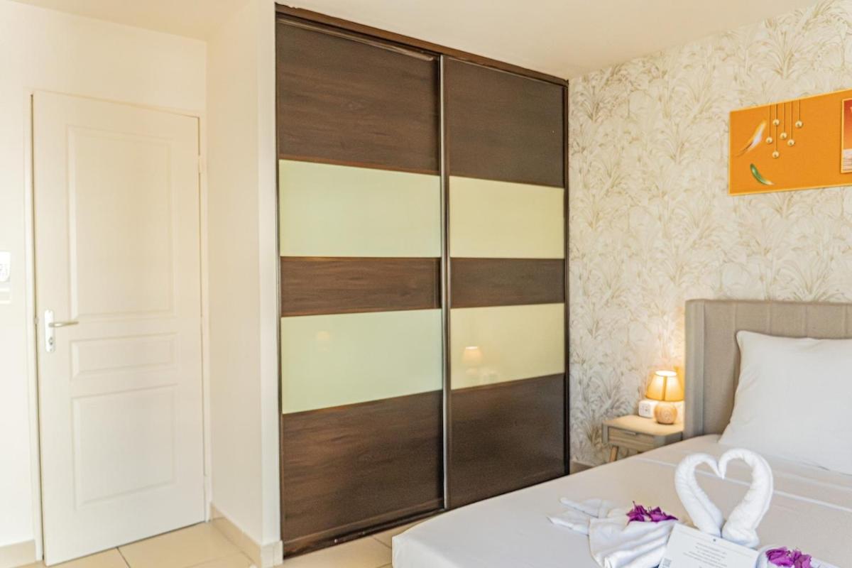 CityRoss-Apt T3-2 chambres -4 pers-Ste Clotilde