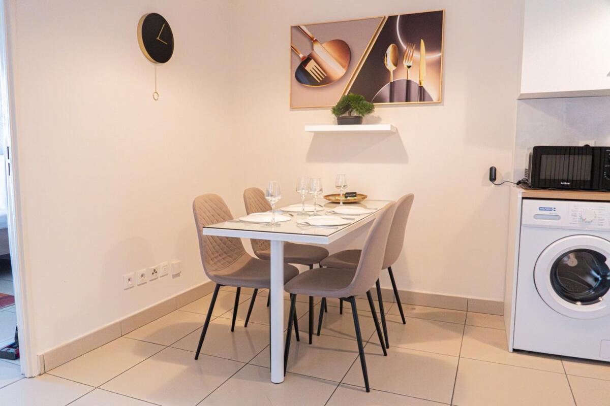 CityRoss-Apt T3-2 chambres -4 pers-Ste Clotilde