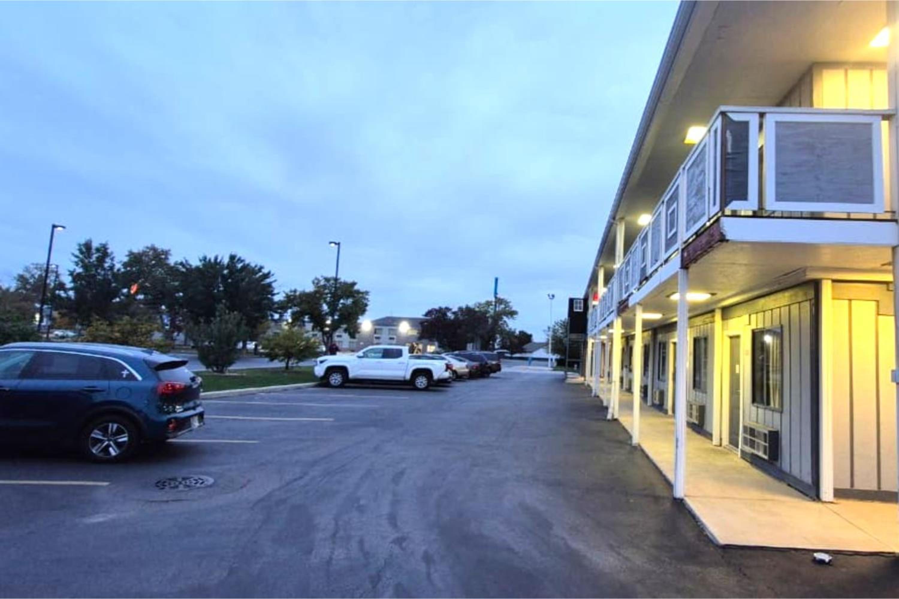 Economy Inn Merrillville By Townhouse I 65