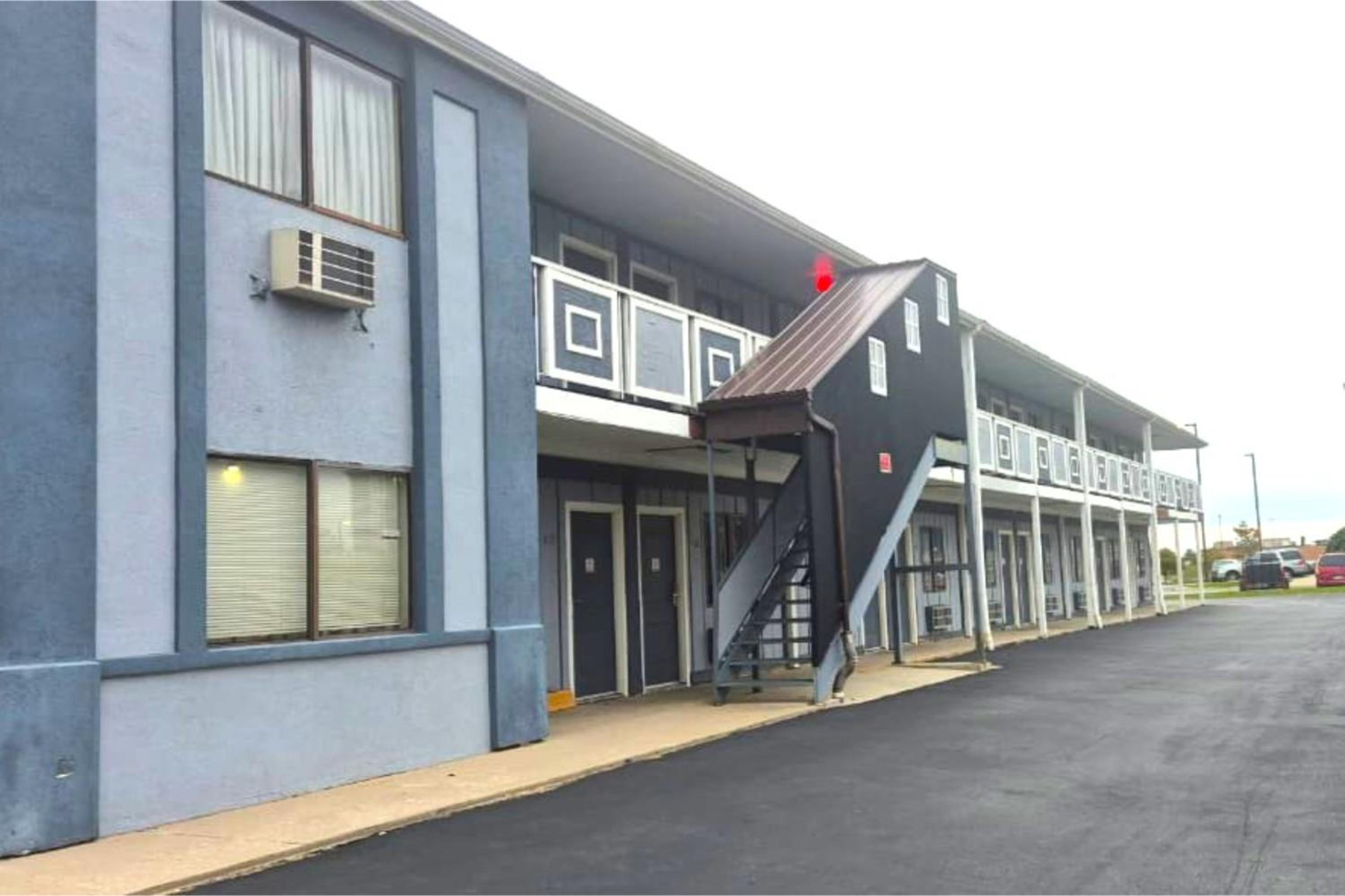Economy Inn Merrillville By Townhouse I 65