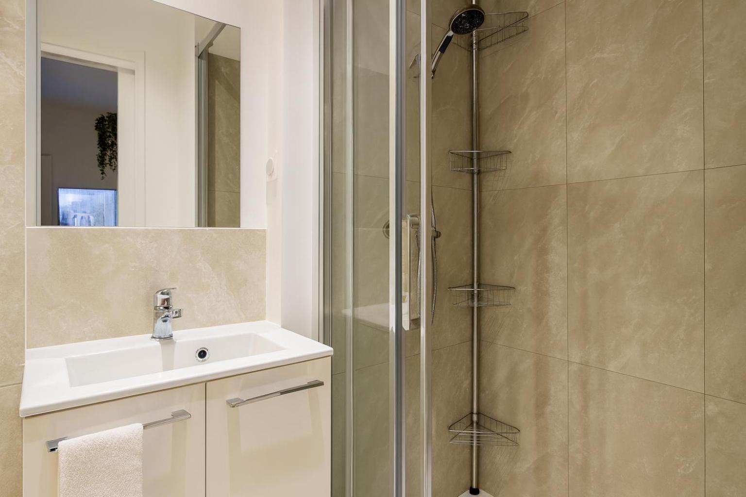 LE MARAIS-SAINT MARTIN working & living