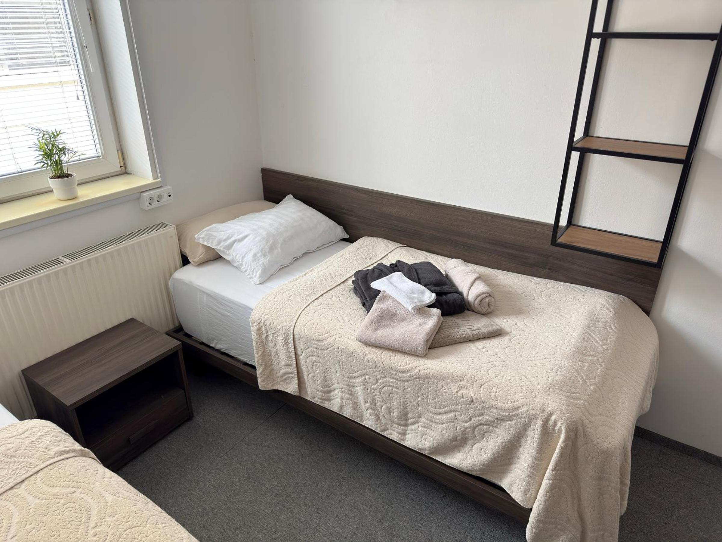 RailwayRooms22
