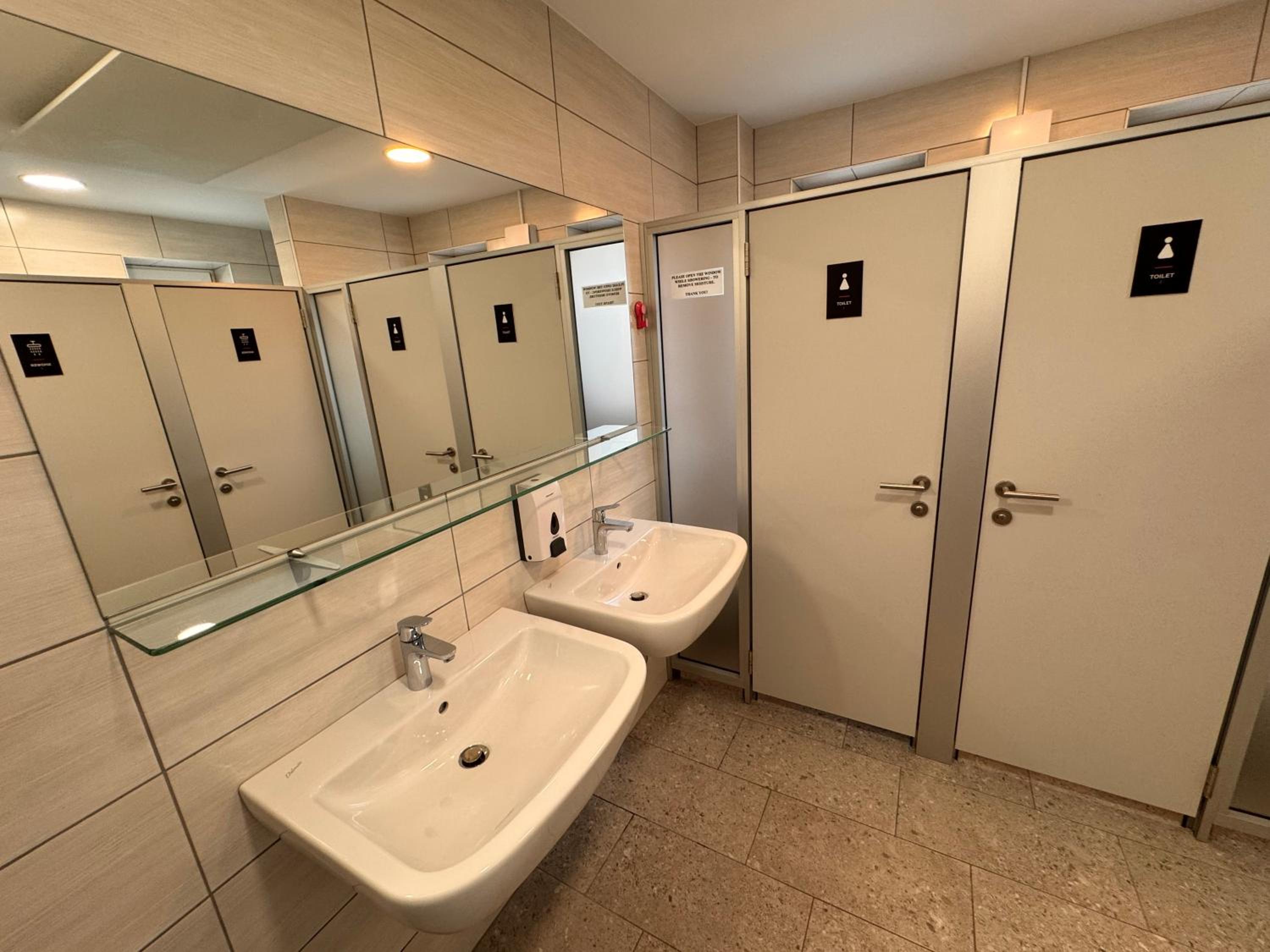 RailwayRooms22