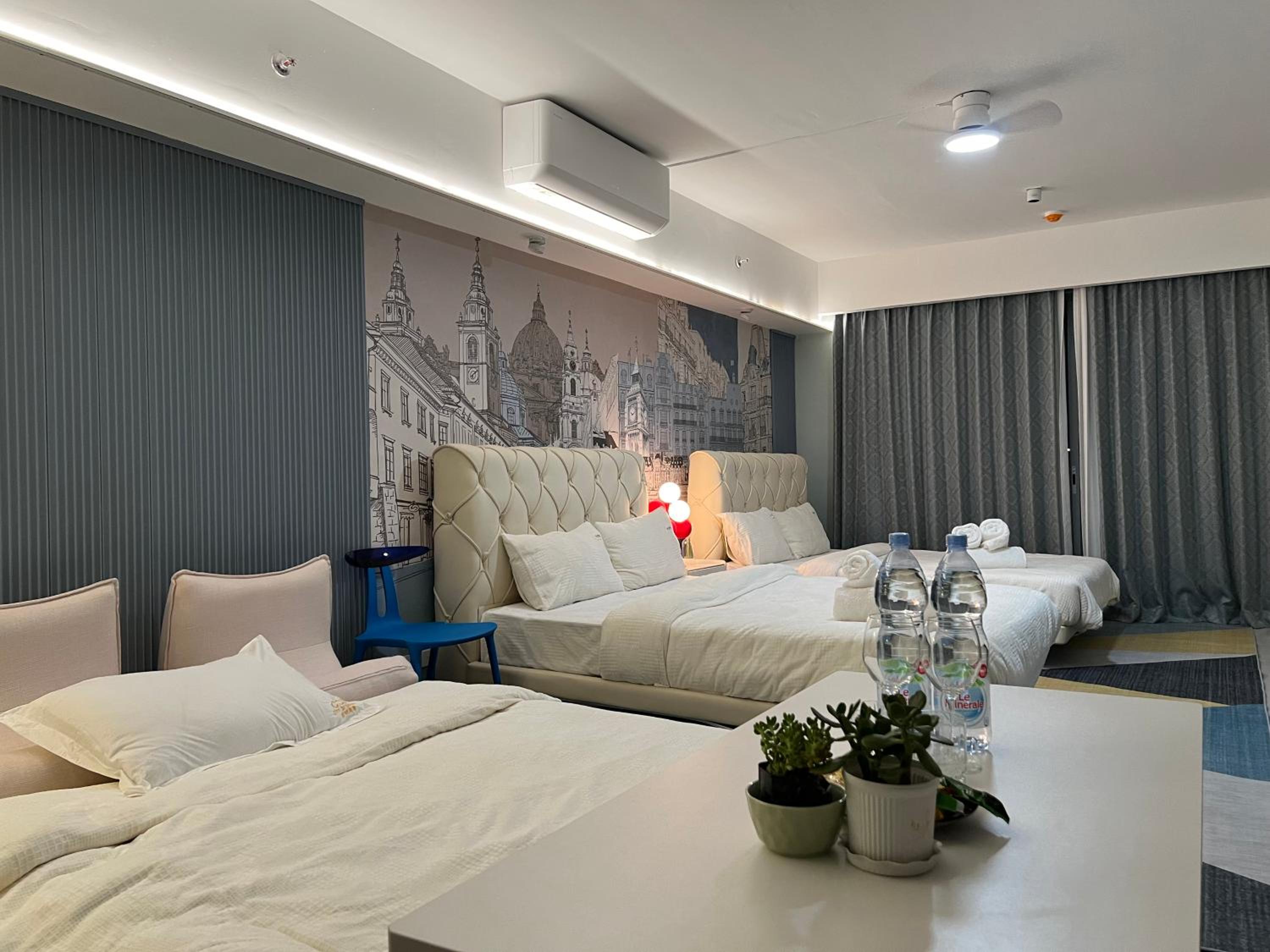 Modern Boutique Spacious Apartment Near Airport OKADA SOLAIRE MOA