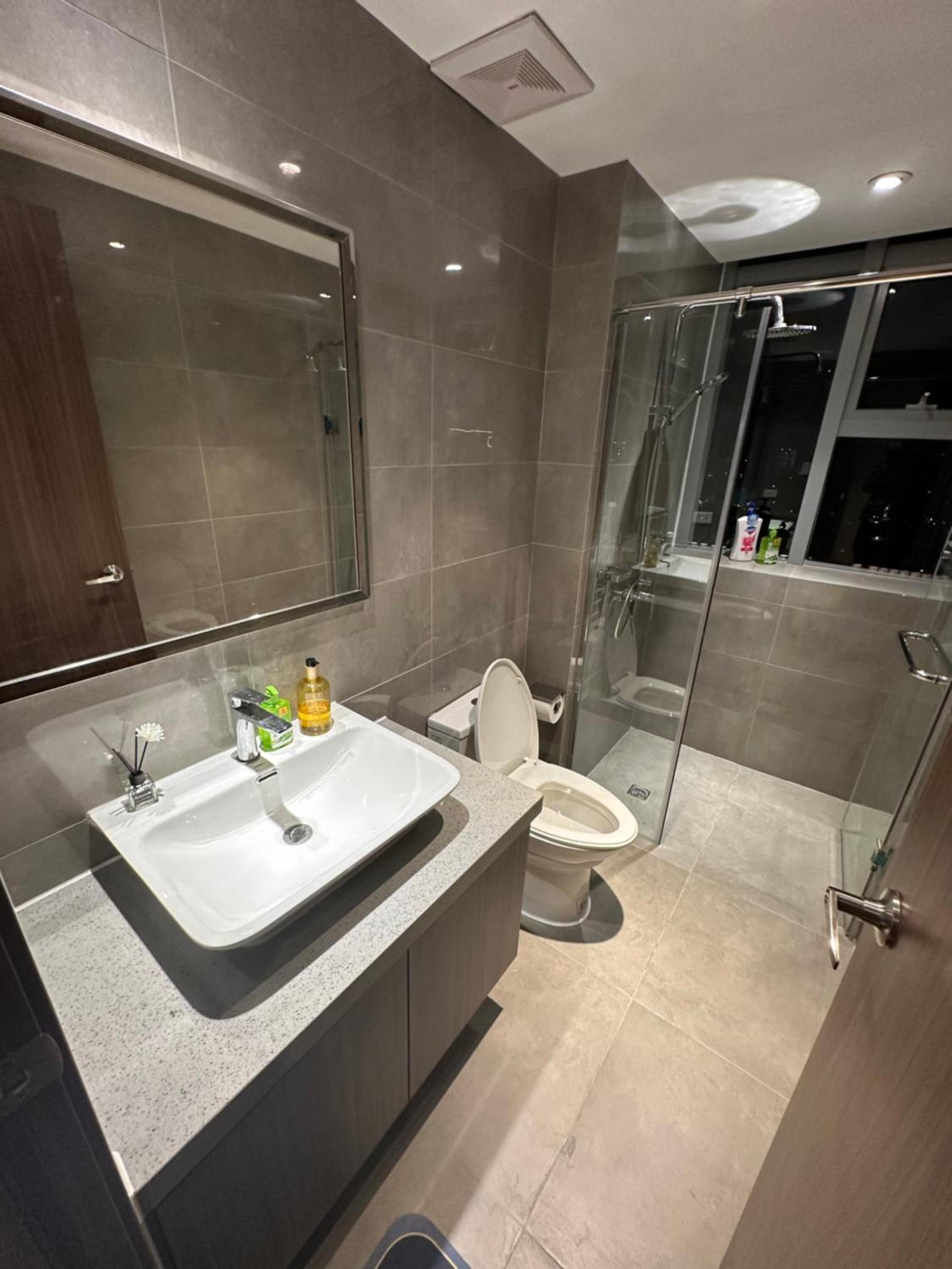 Modern Boutique Spacious Apartment Near Airport OKADA SOLAIRE MOA