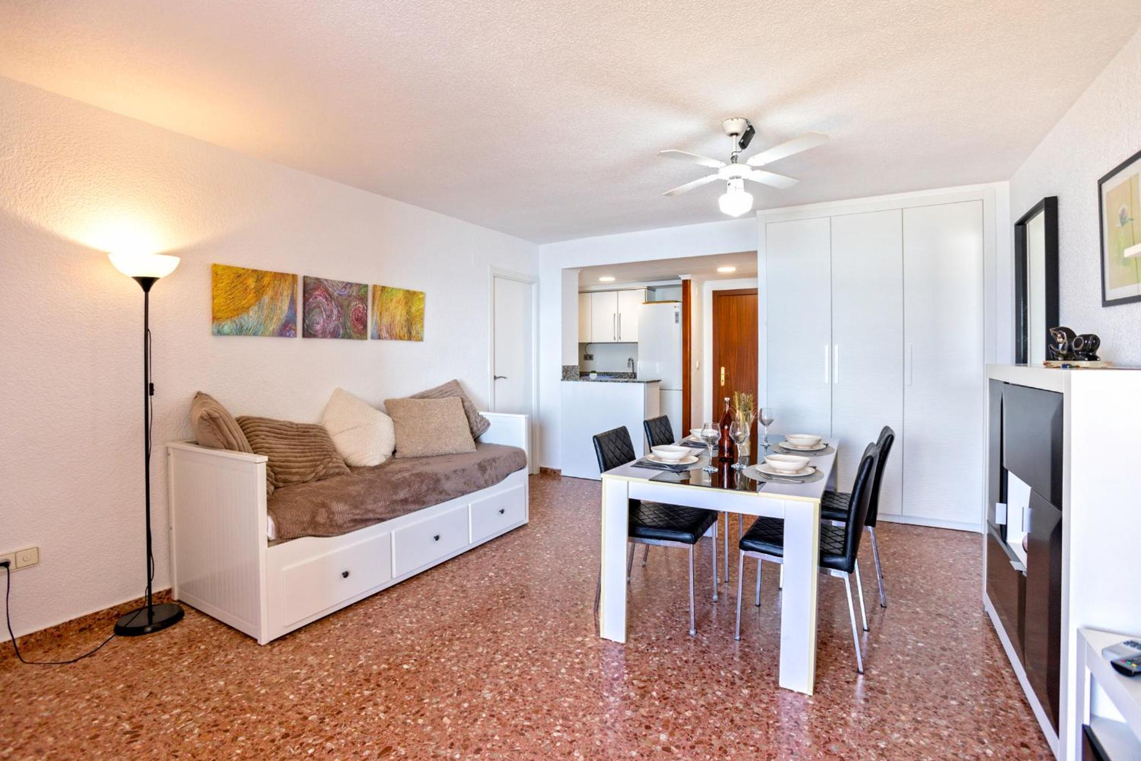 Florazar 2 Pool & Private Balcony