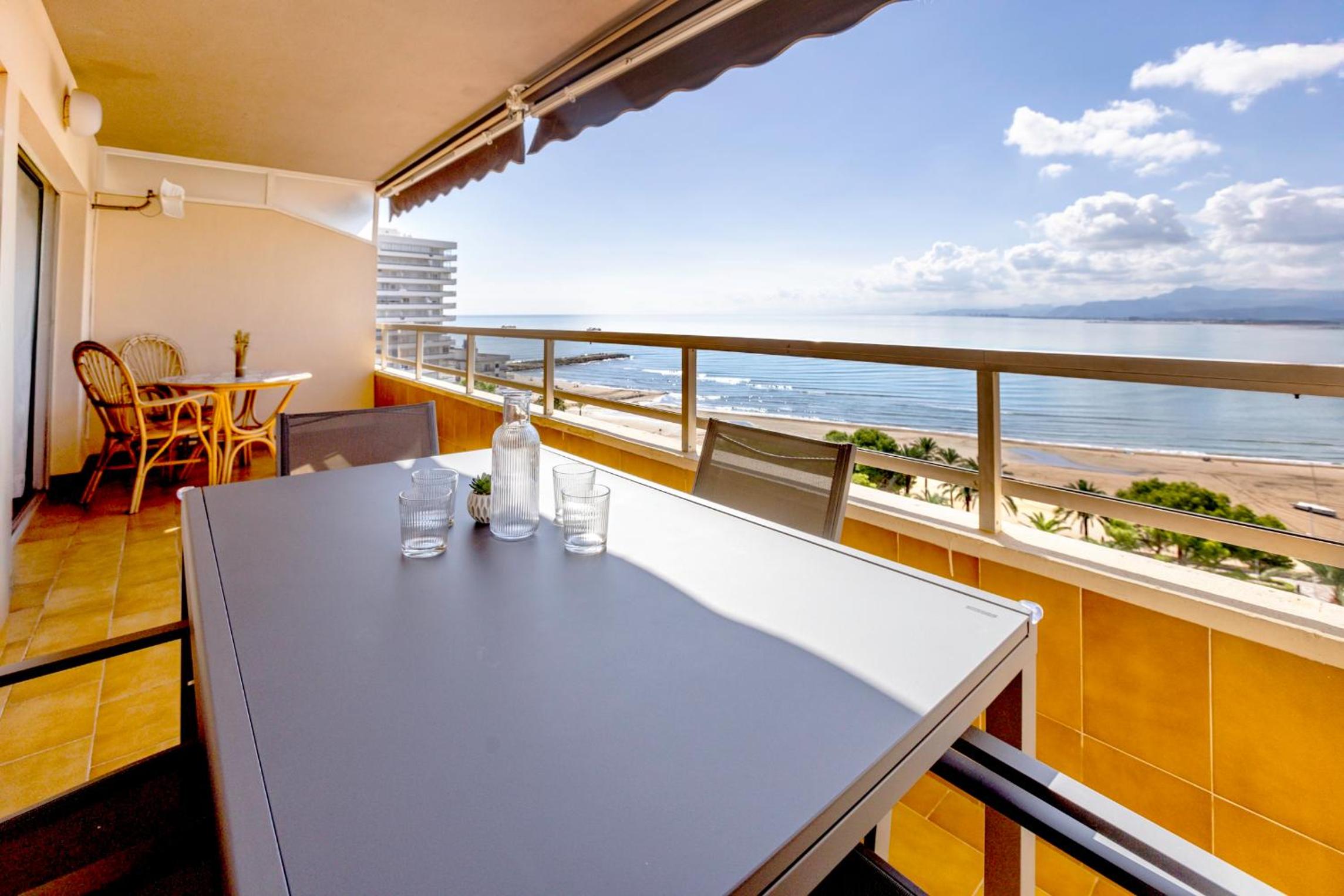 Florazar 2 Pool & Private Balcony