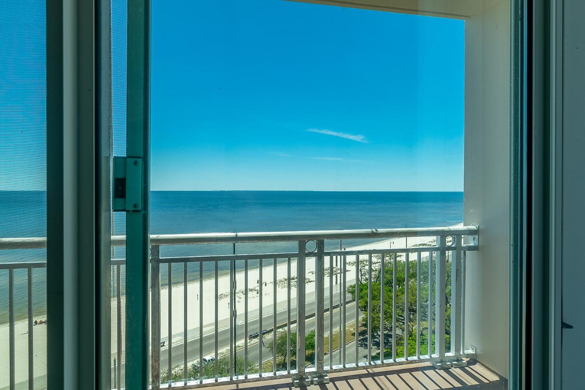Beachview Condo at Legacy Tower 2 -1006 - fully furnished 2 bedroom 2 bath