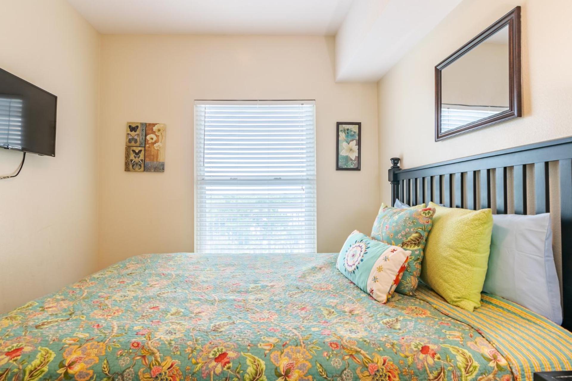 Beachview Condo at Legacy Tower 2 -706 - fully furnished 2 bedroom 2 bathroom