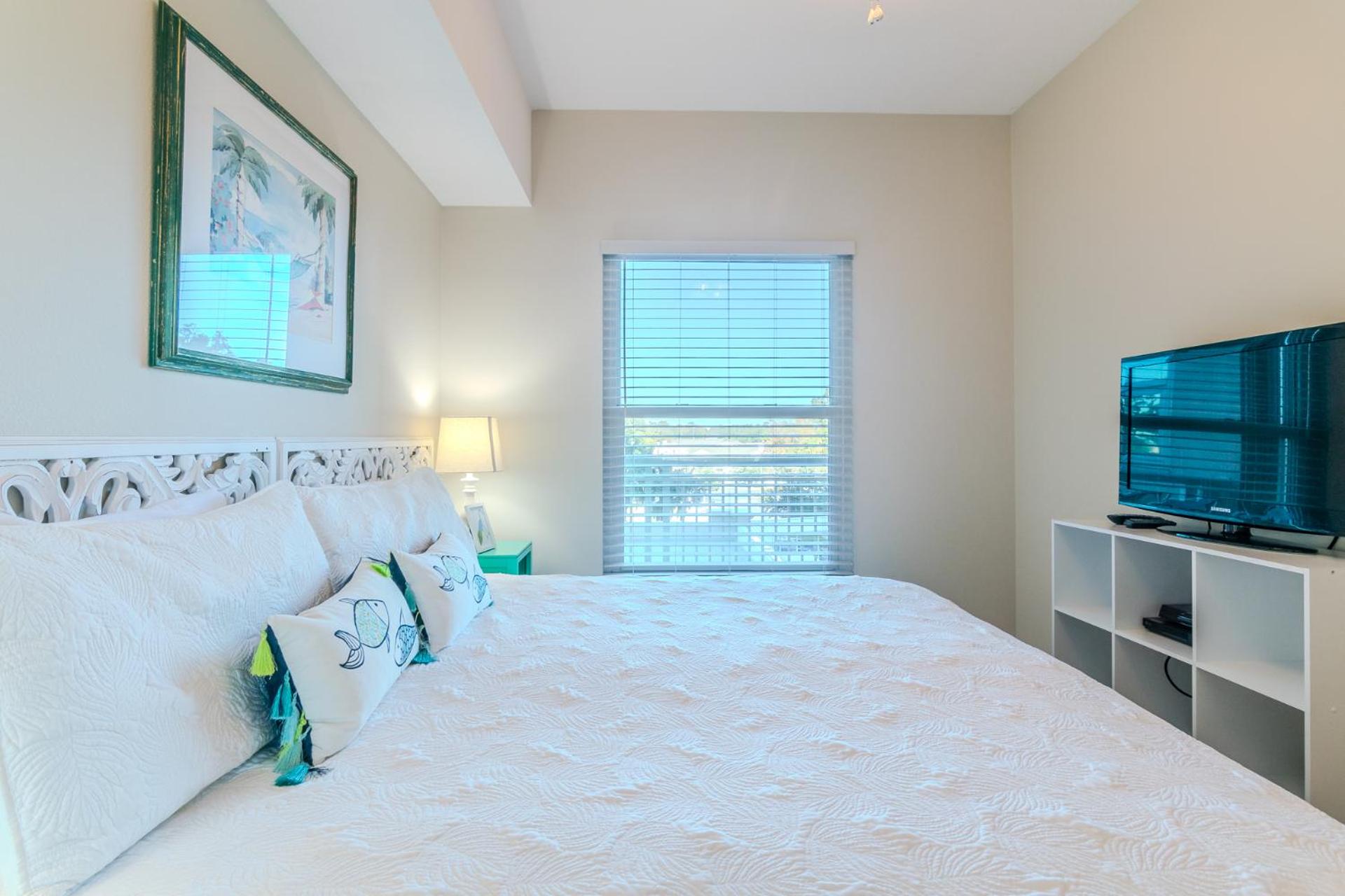 Beachview Condo at Legacy Tower 2 -404 - fully furnished 2 bedroom 2 bathroom
