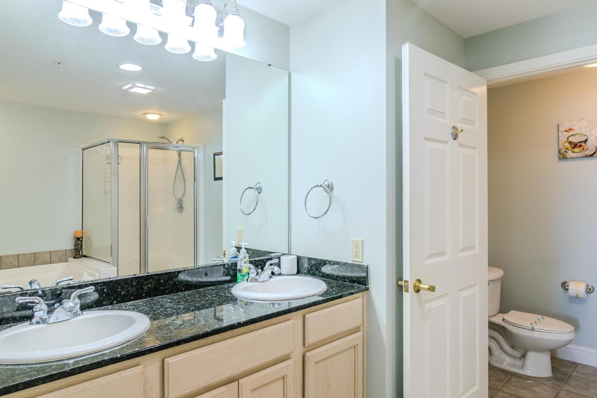Beachview Condo at Legacy Tower 1 -405 - fully furnished 3 bedroom 2 bathroom