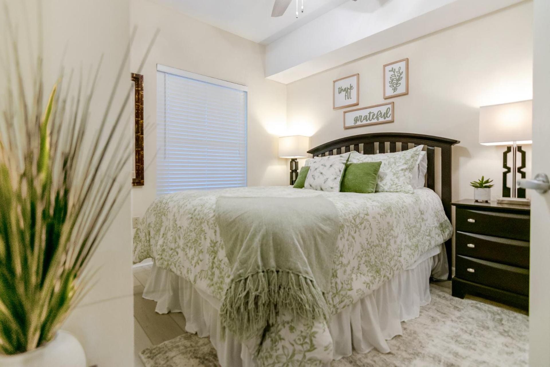 Beachview Condo at Legacy Tower 2 -206 - fully furnished 2 bedroom 2 bathroom