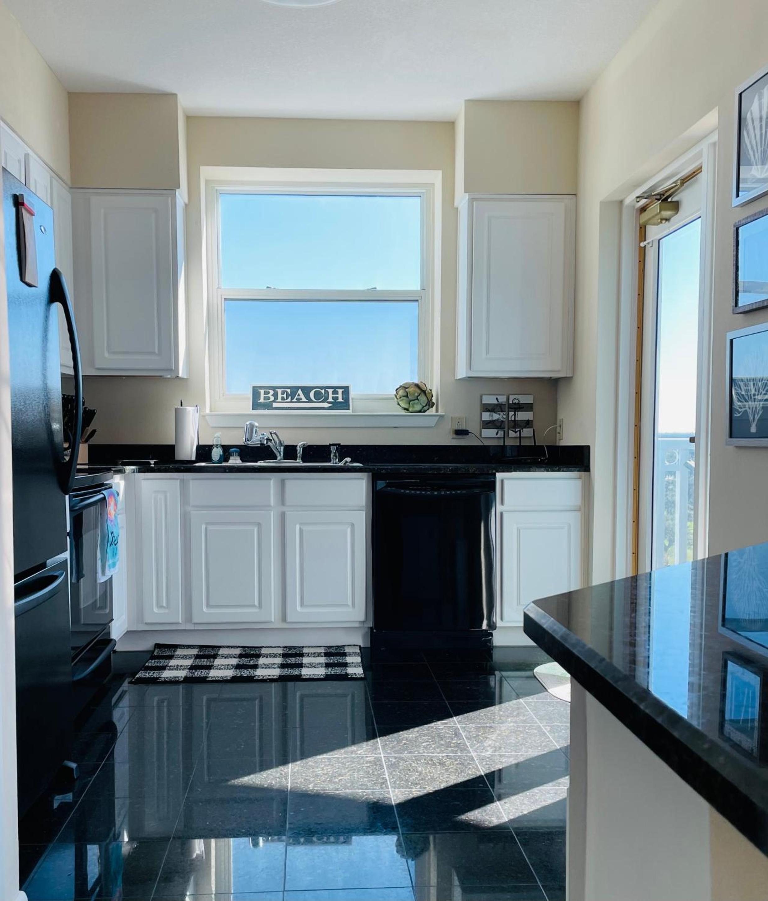 Spacious Beachview End Unit in Legacy Tower 1 -1001 - 3 bedroom 3 bath condo