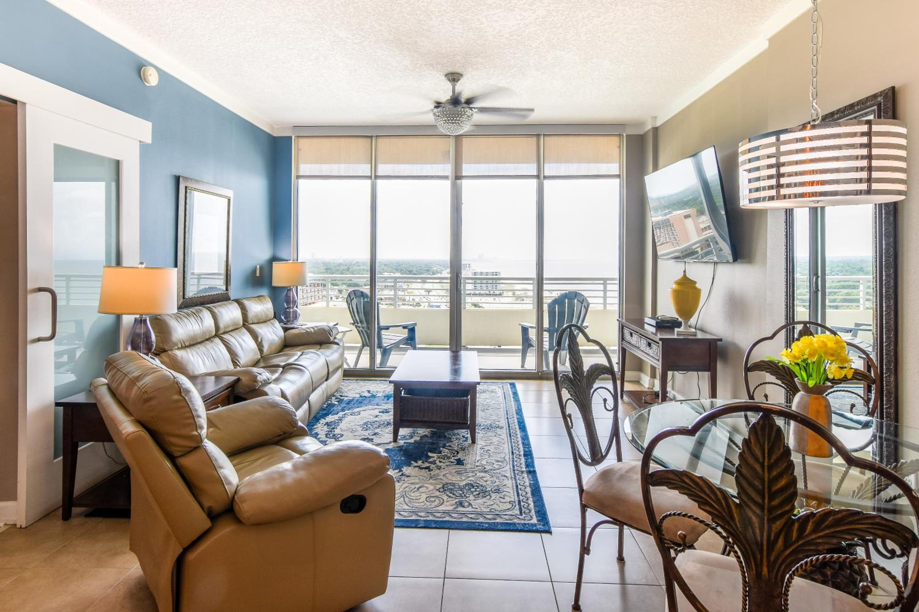 Beautiful 15th floor 2 bedroom, 2 bath condo at The Ocean Club!