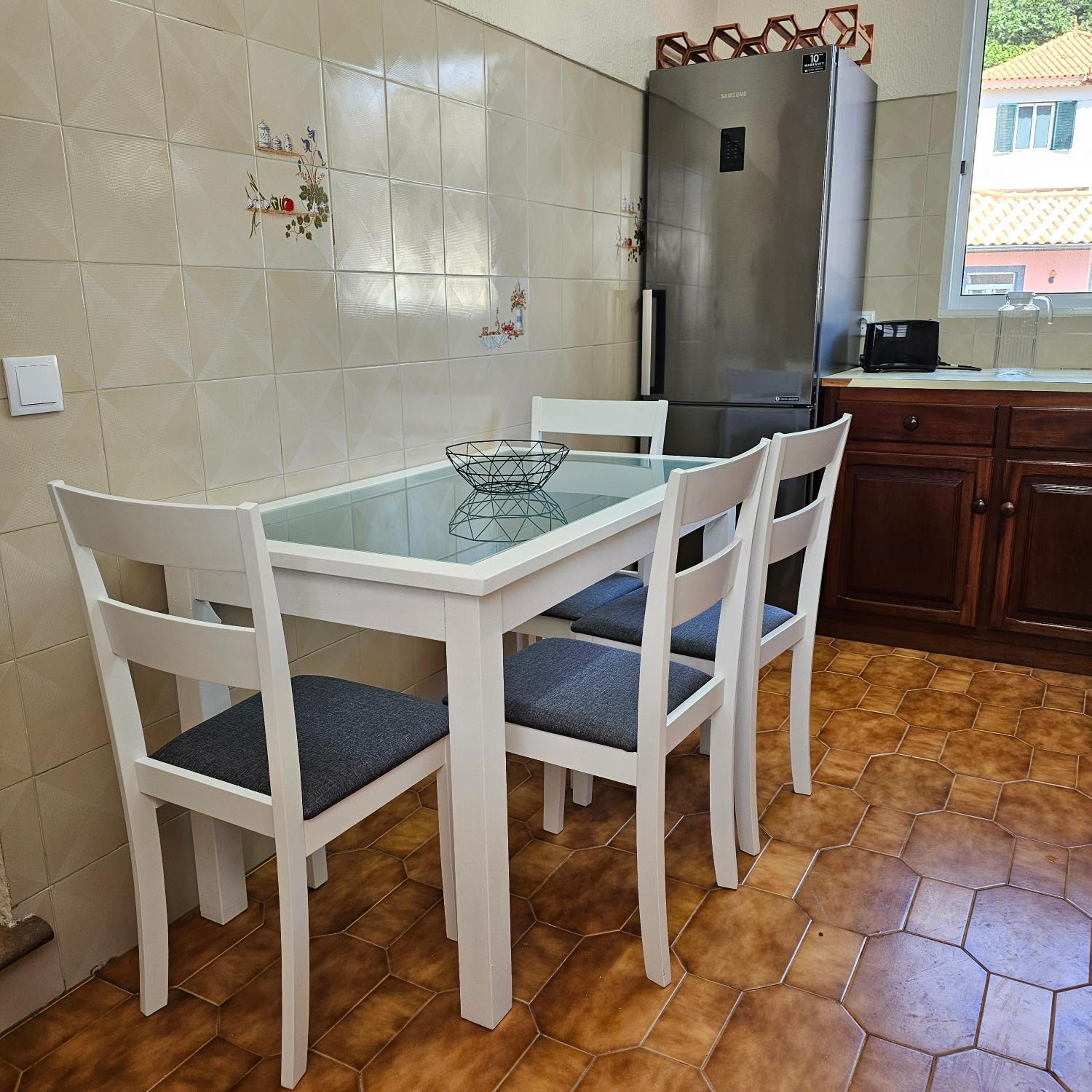 JoLi Larano - APT with 3 bedroom and 2 wc
