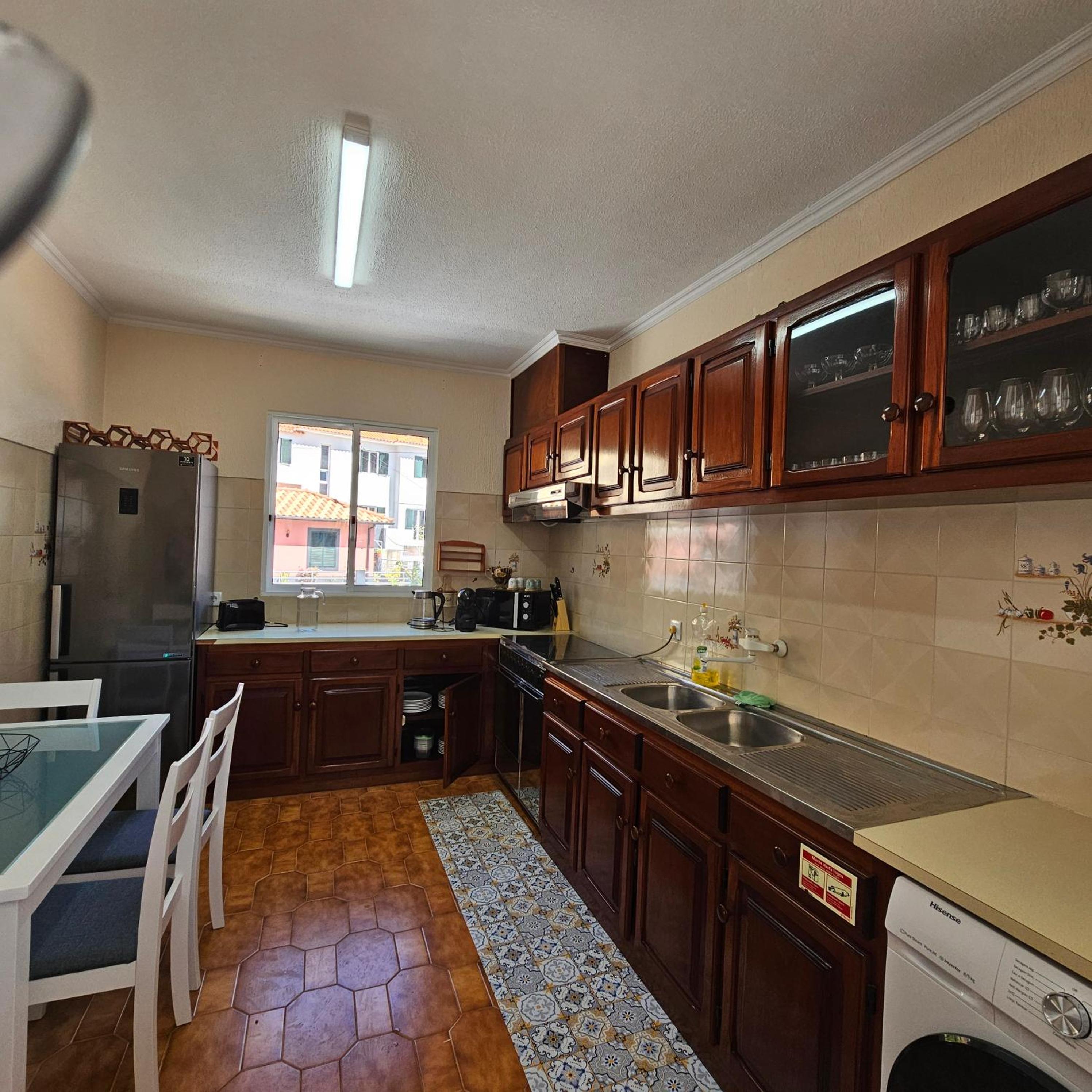 JoLi Larano - APT with 3 bedroom and 2 wc