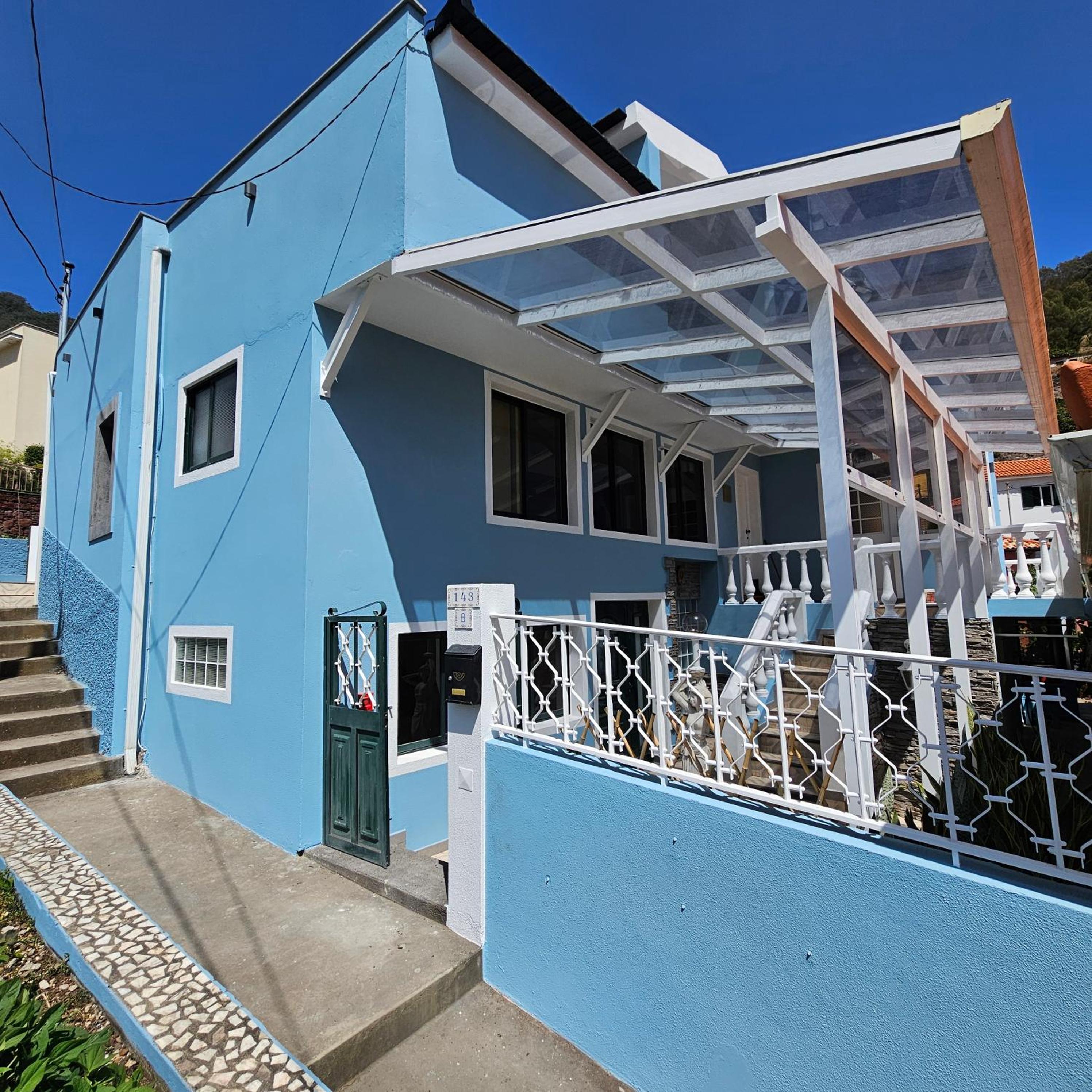 JoLi Larano - APT with 3 bedroom and 2 wc