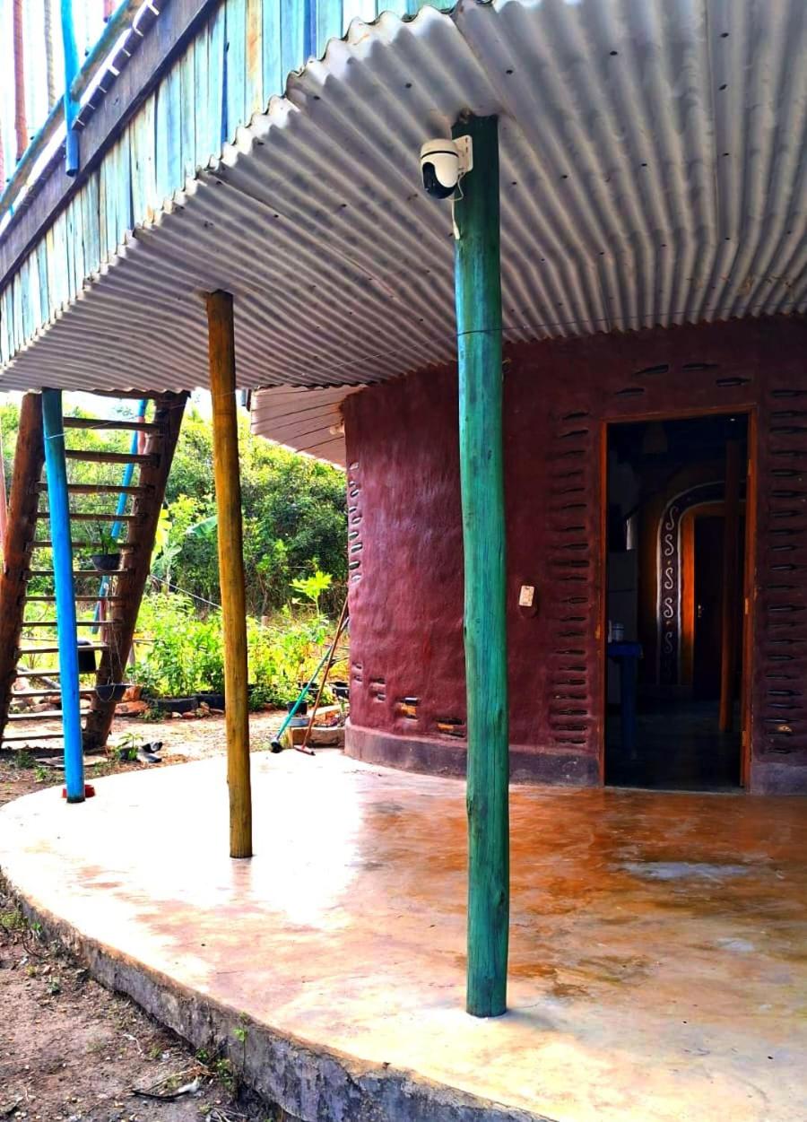 Ananda Matha - Casa dos Deus