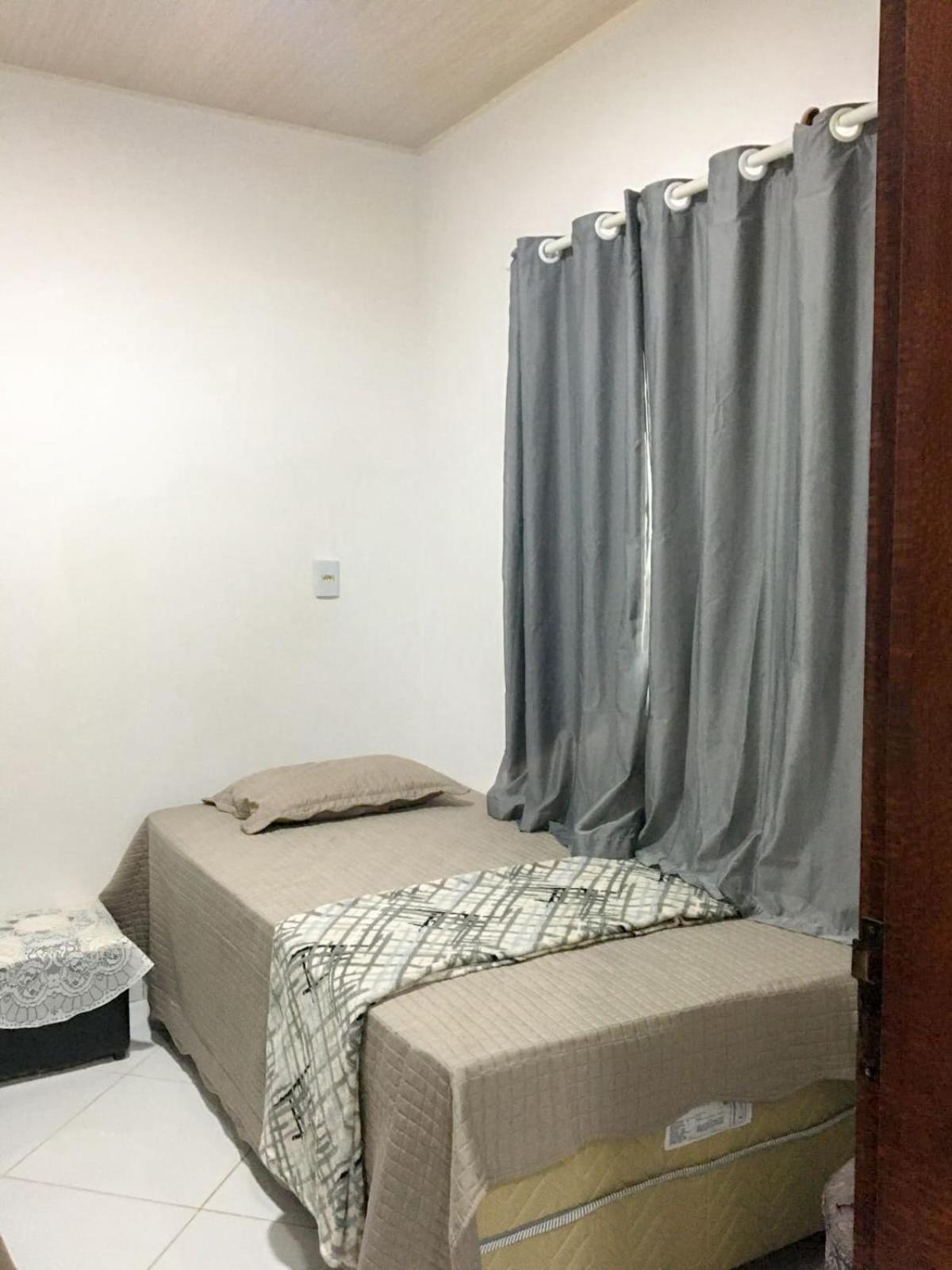 Casa Ampla com Garagem Ar-condicionado no Centro