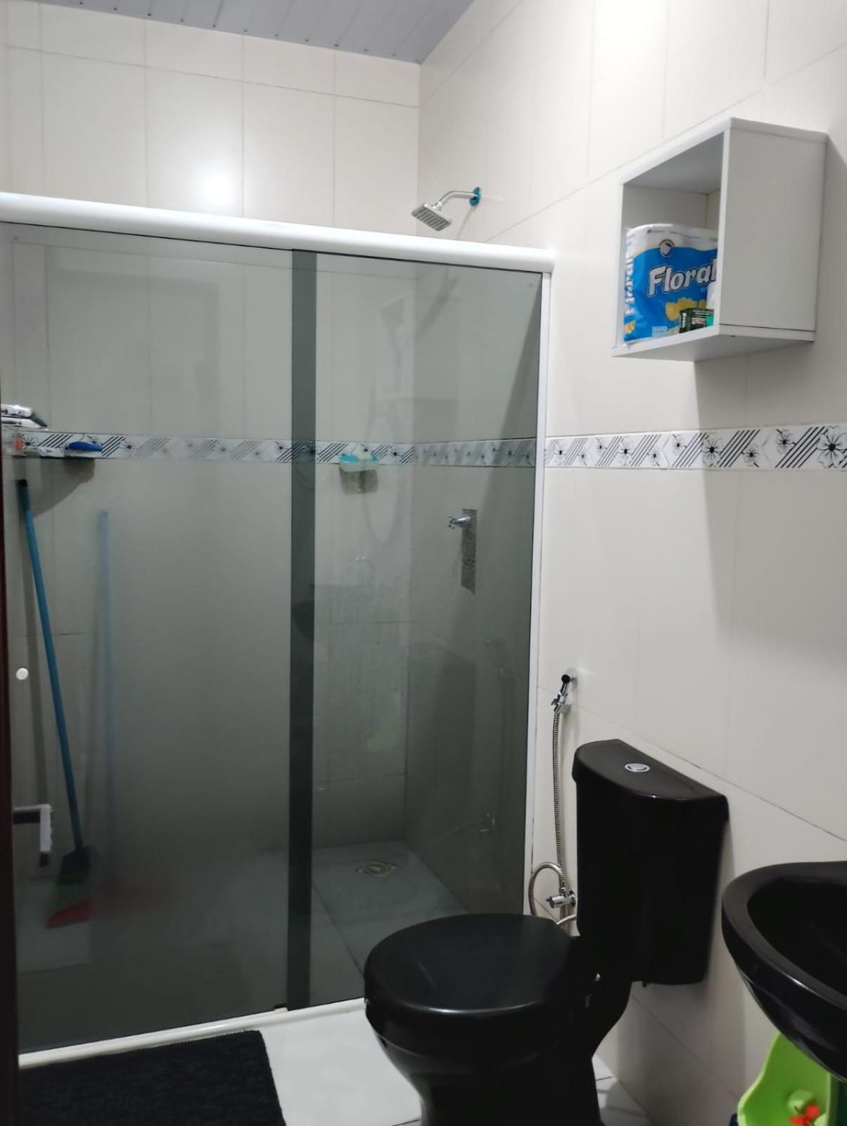 Casa Ampla com Garagem Ar-condicionado no Centro