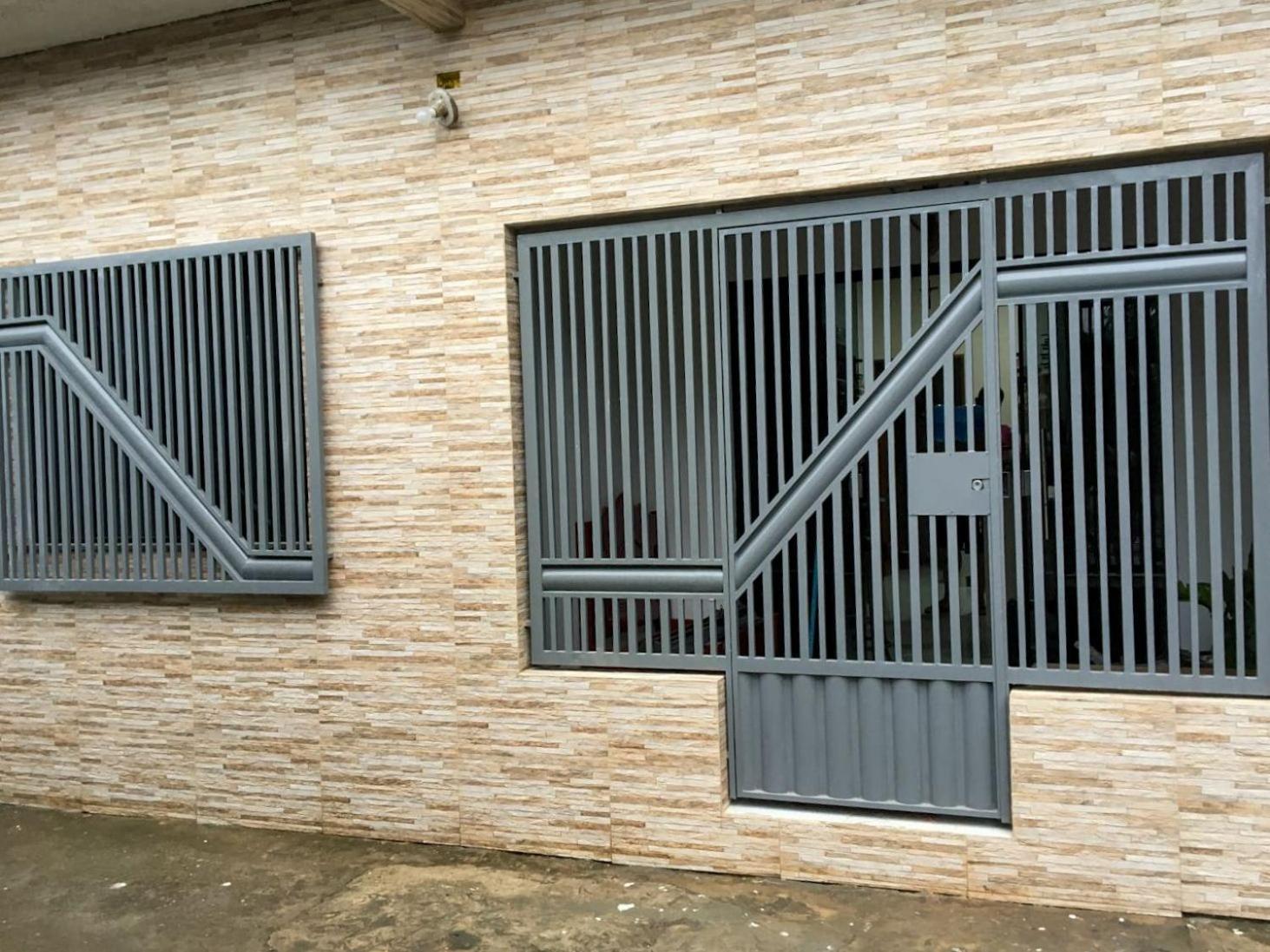 Casa Ampla com Garagem Ar-condicionado no Centro
