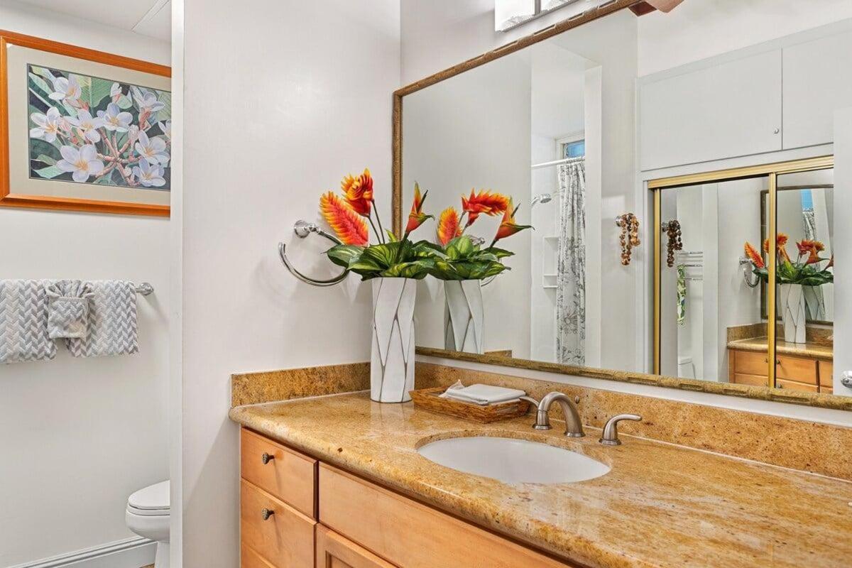 Napili Shores D227 · NS D227 OceanFront Resort w Pool