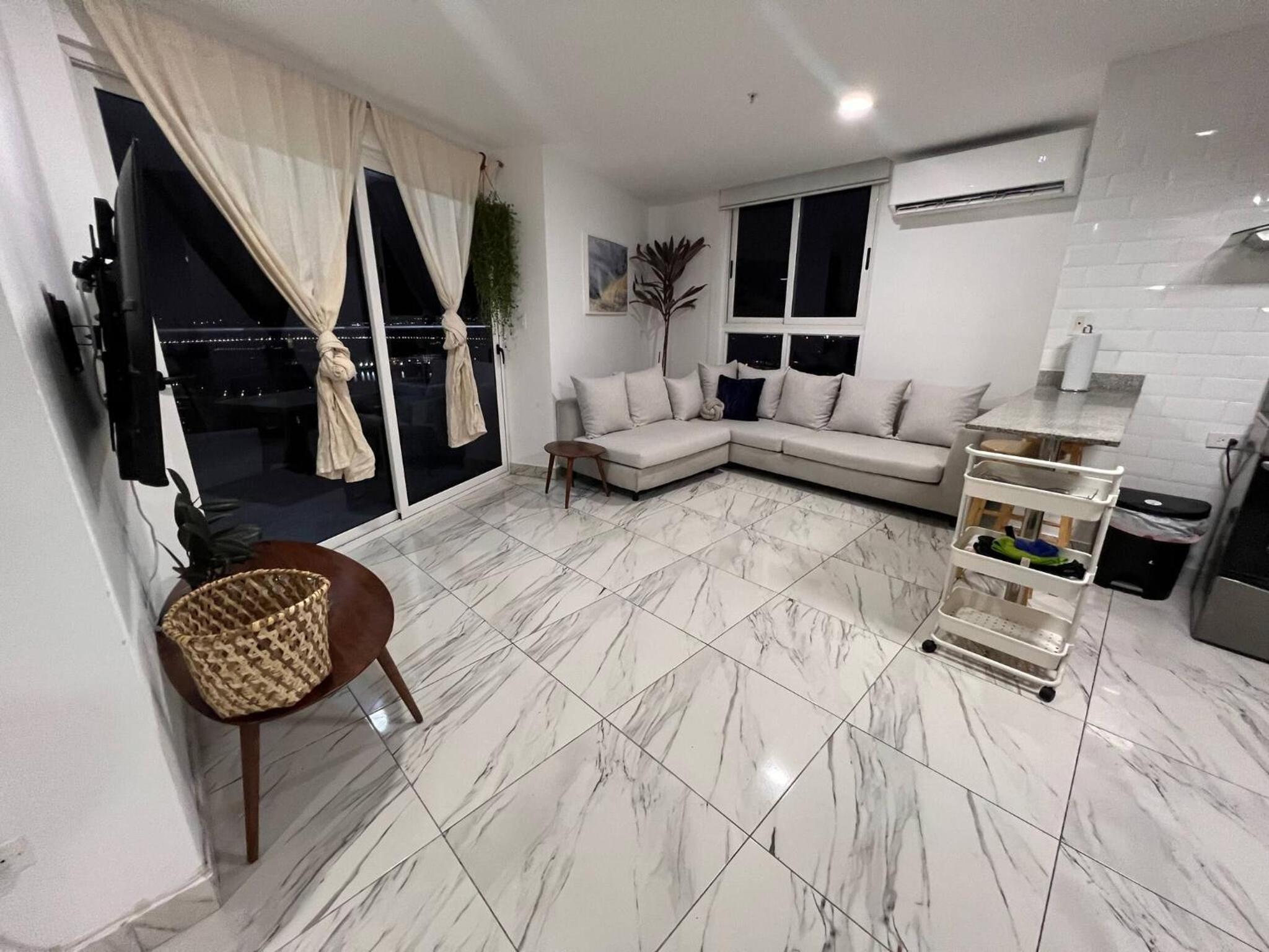 Balboa Avenue Sky Suites