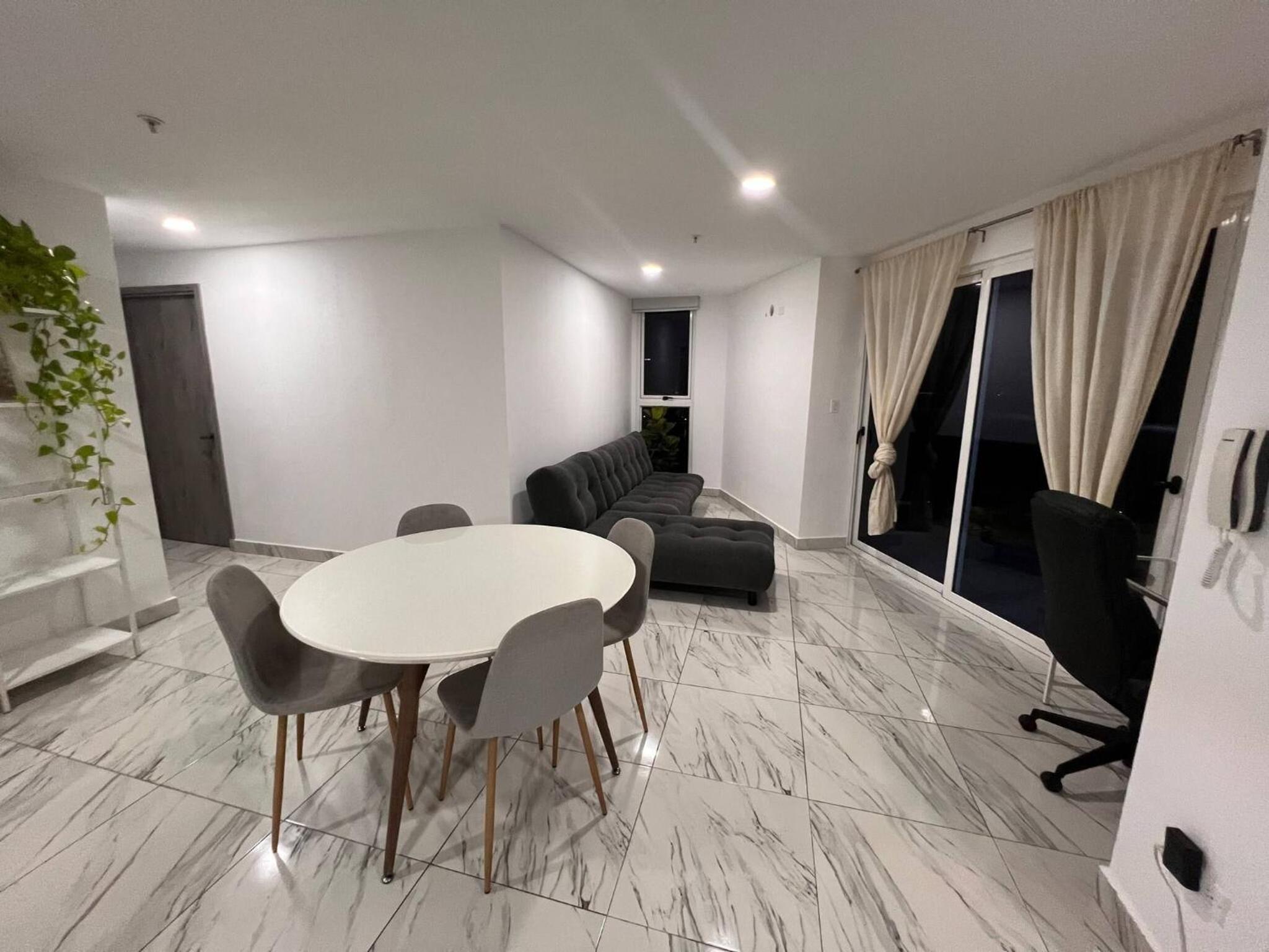 Balboa Avenue Sky Suites