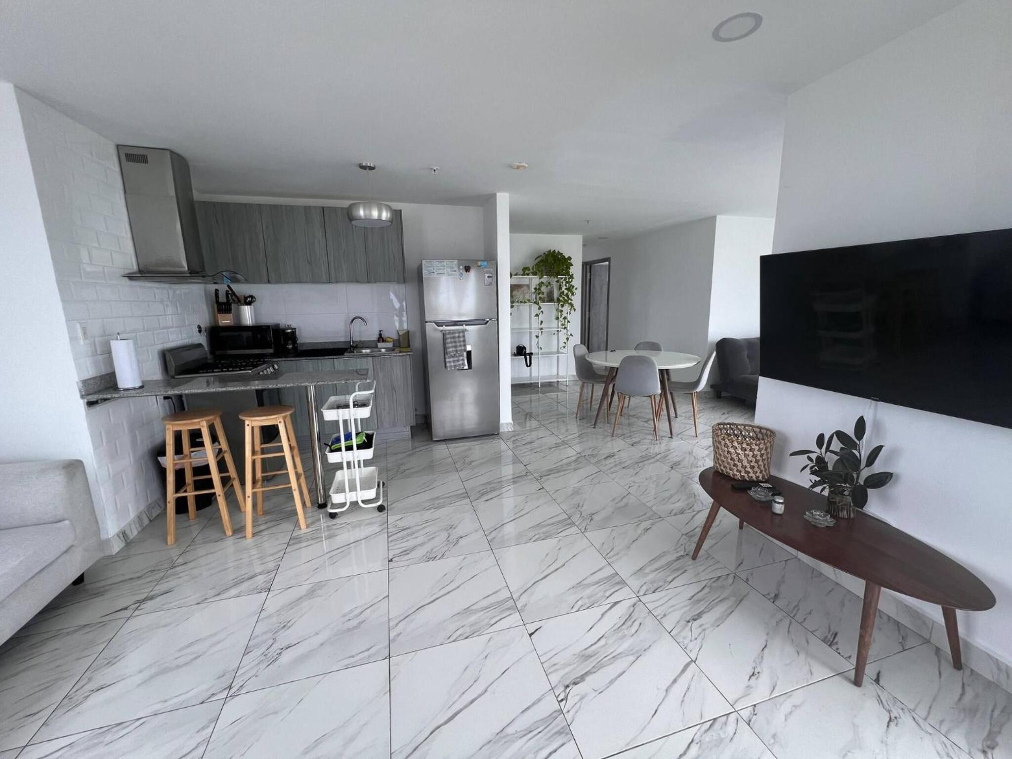 Balboa Avenue Sky Suites