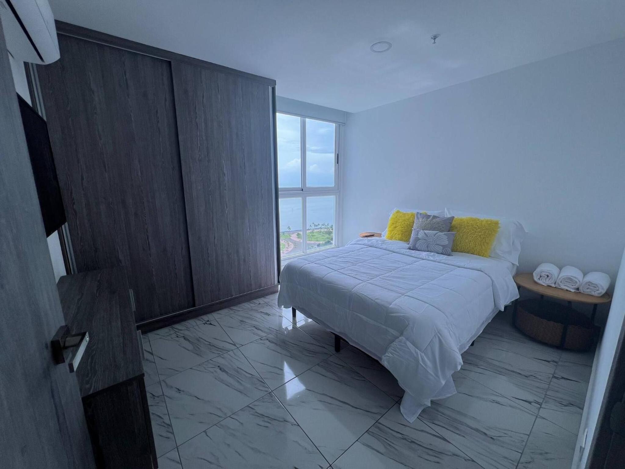 Balboa Avenue Sky Suites