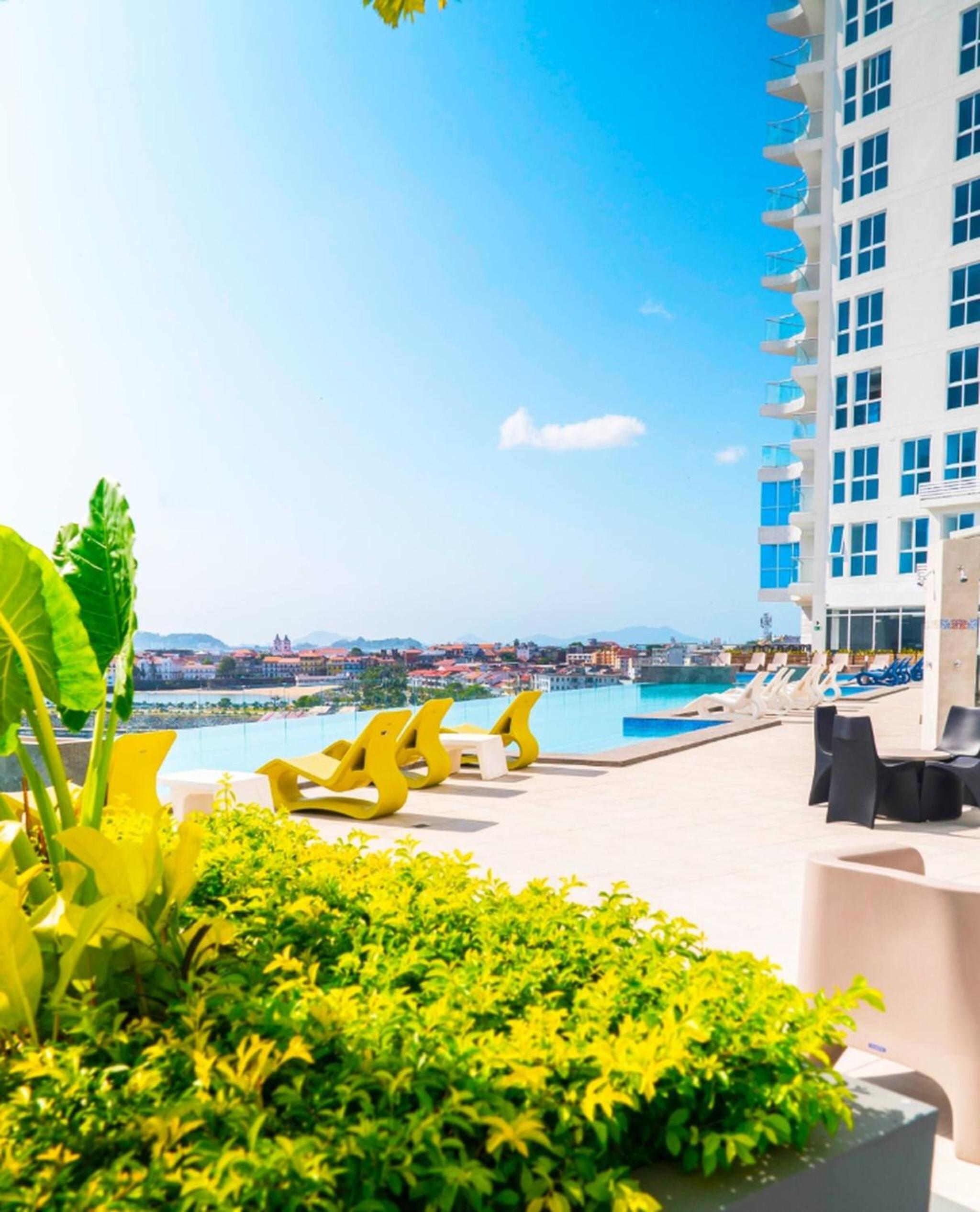Balboa Avenue Sky Suites