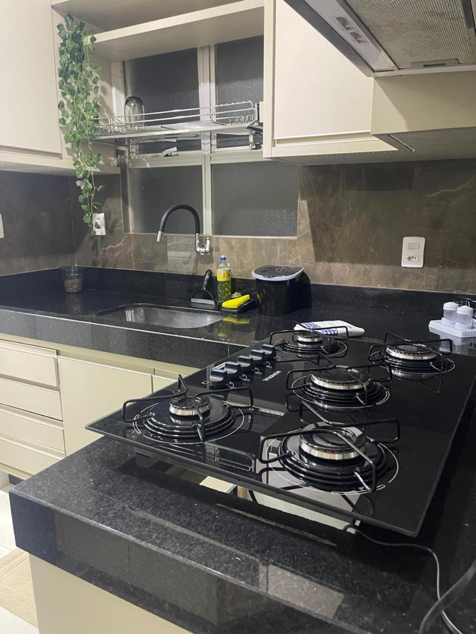 Apartamento Aconchegante e completo em Uberaba J & JF I