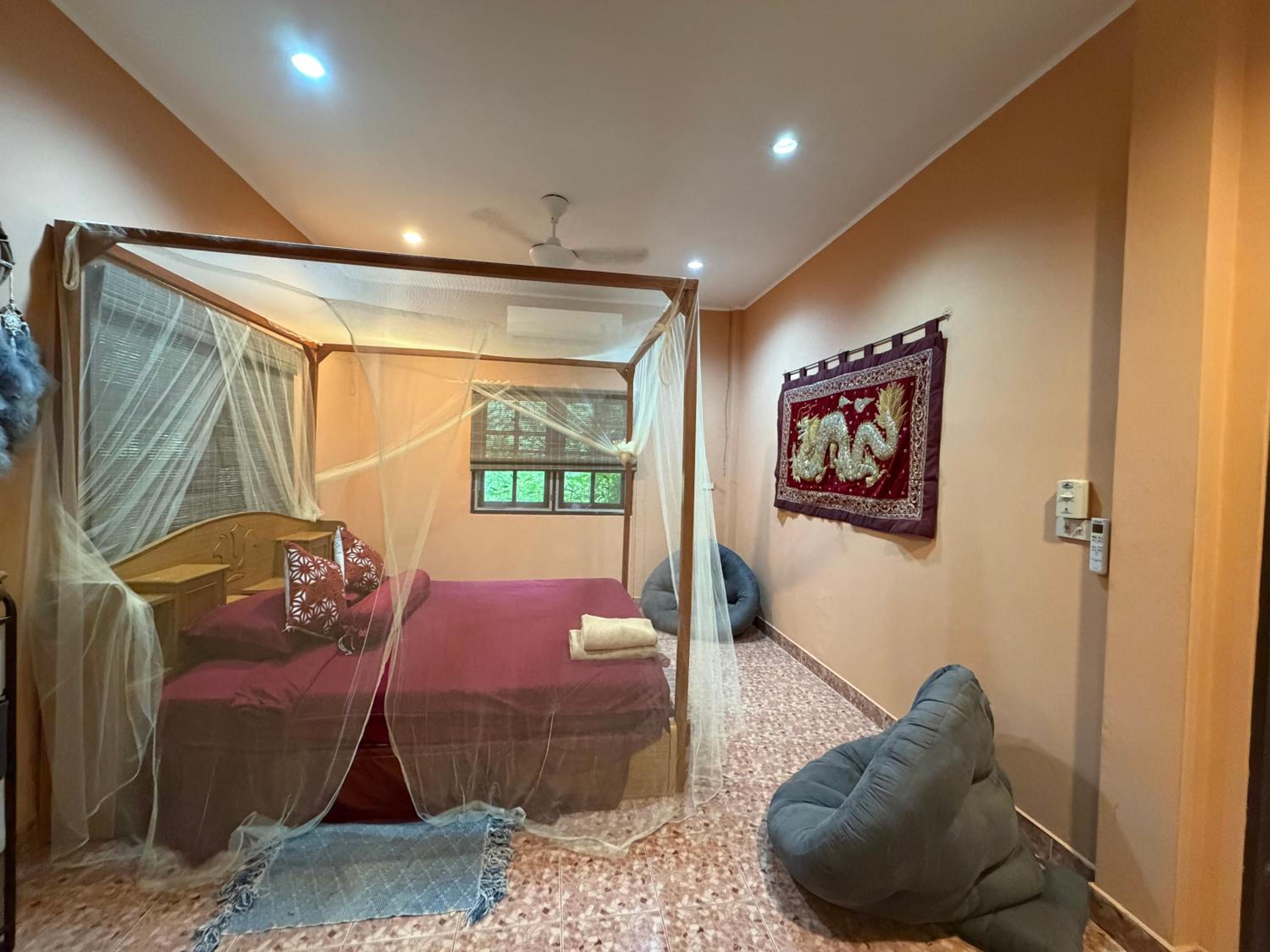 Beachfront bungalow south of Phuket