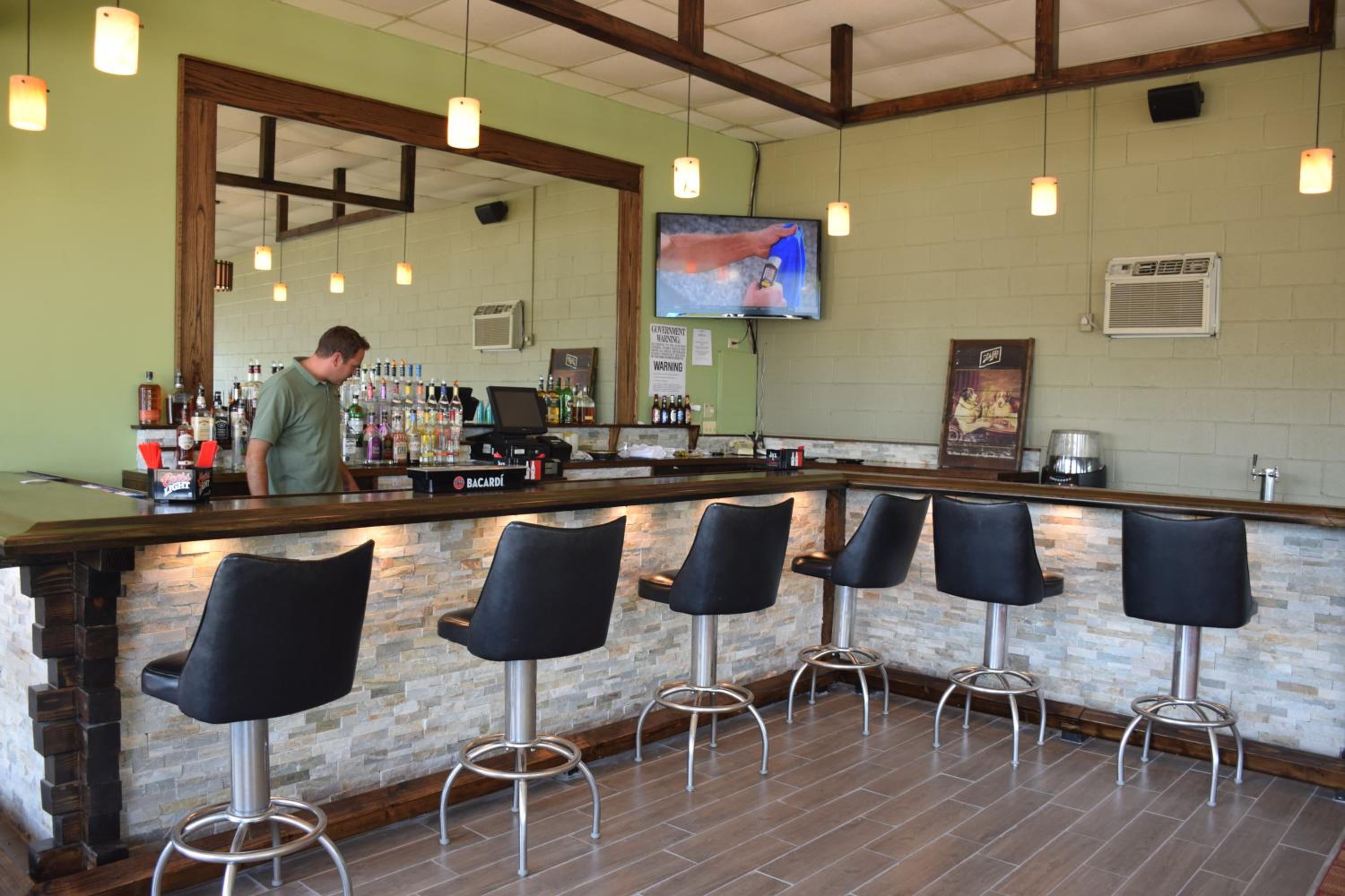 Scotty's Lakeside Resort