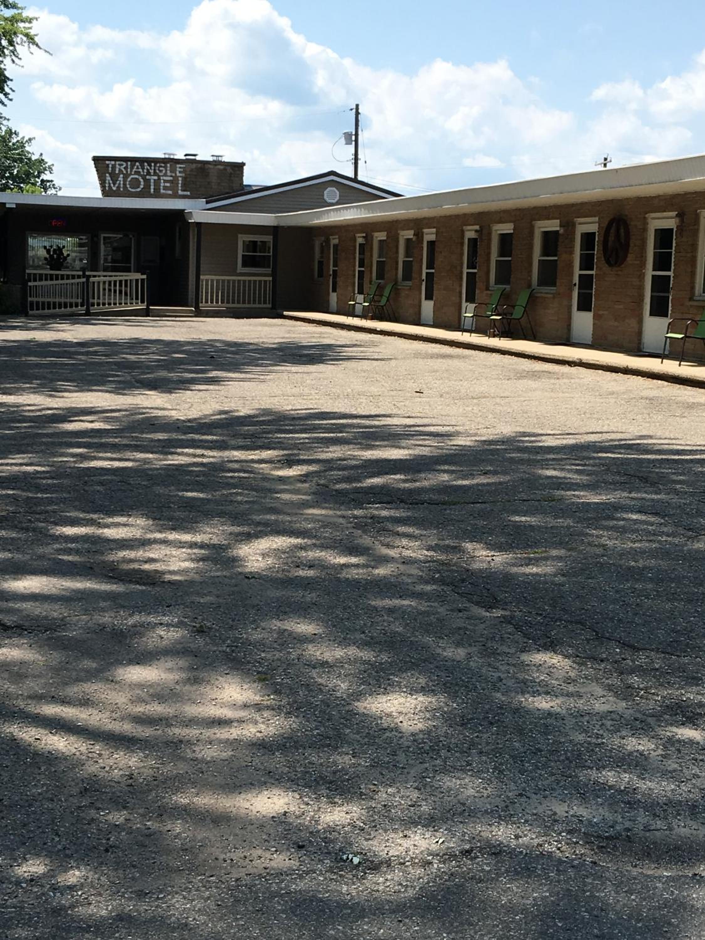 The Triangle Motel - Property Image 9