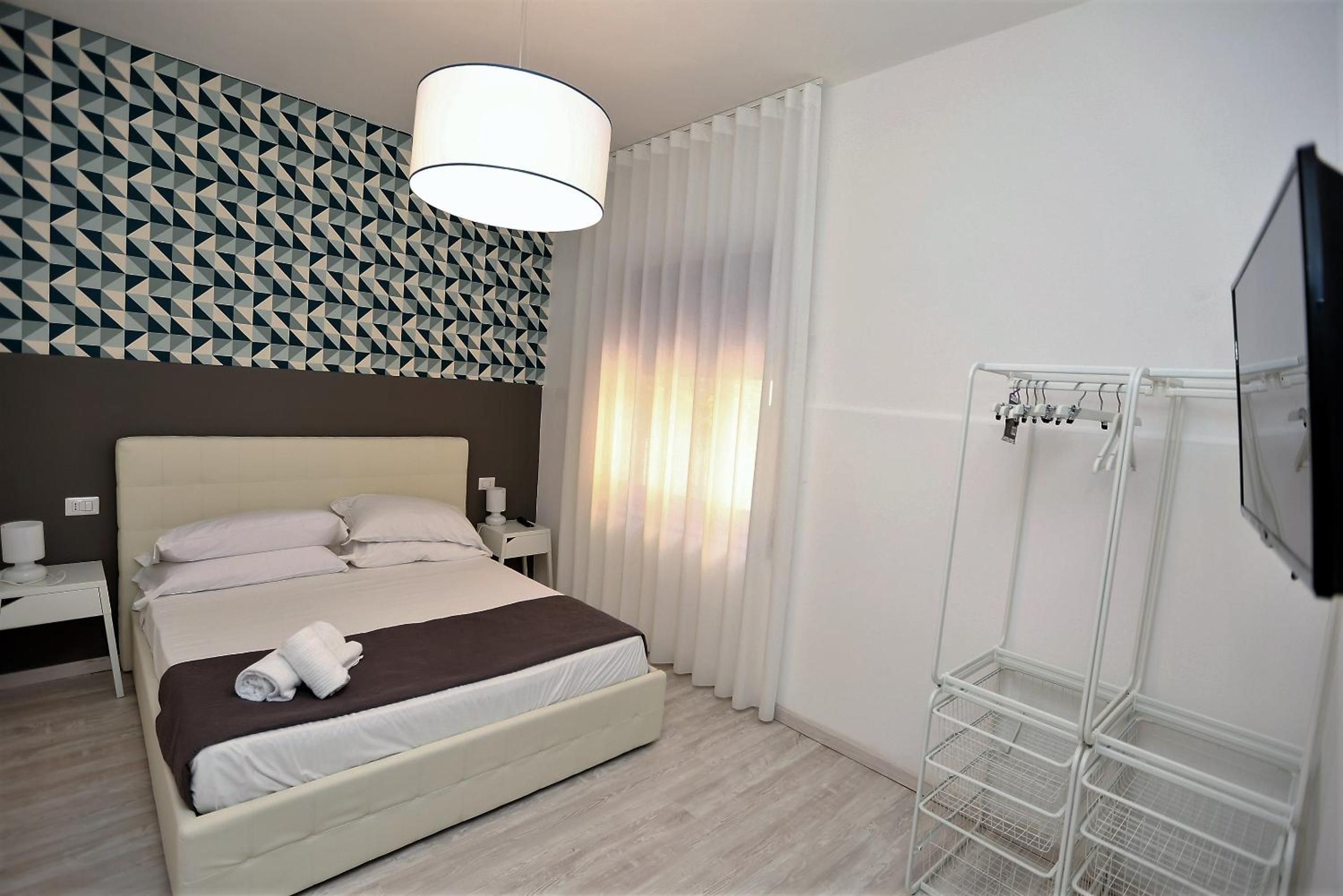 Flower Suites Sorrento photo 4