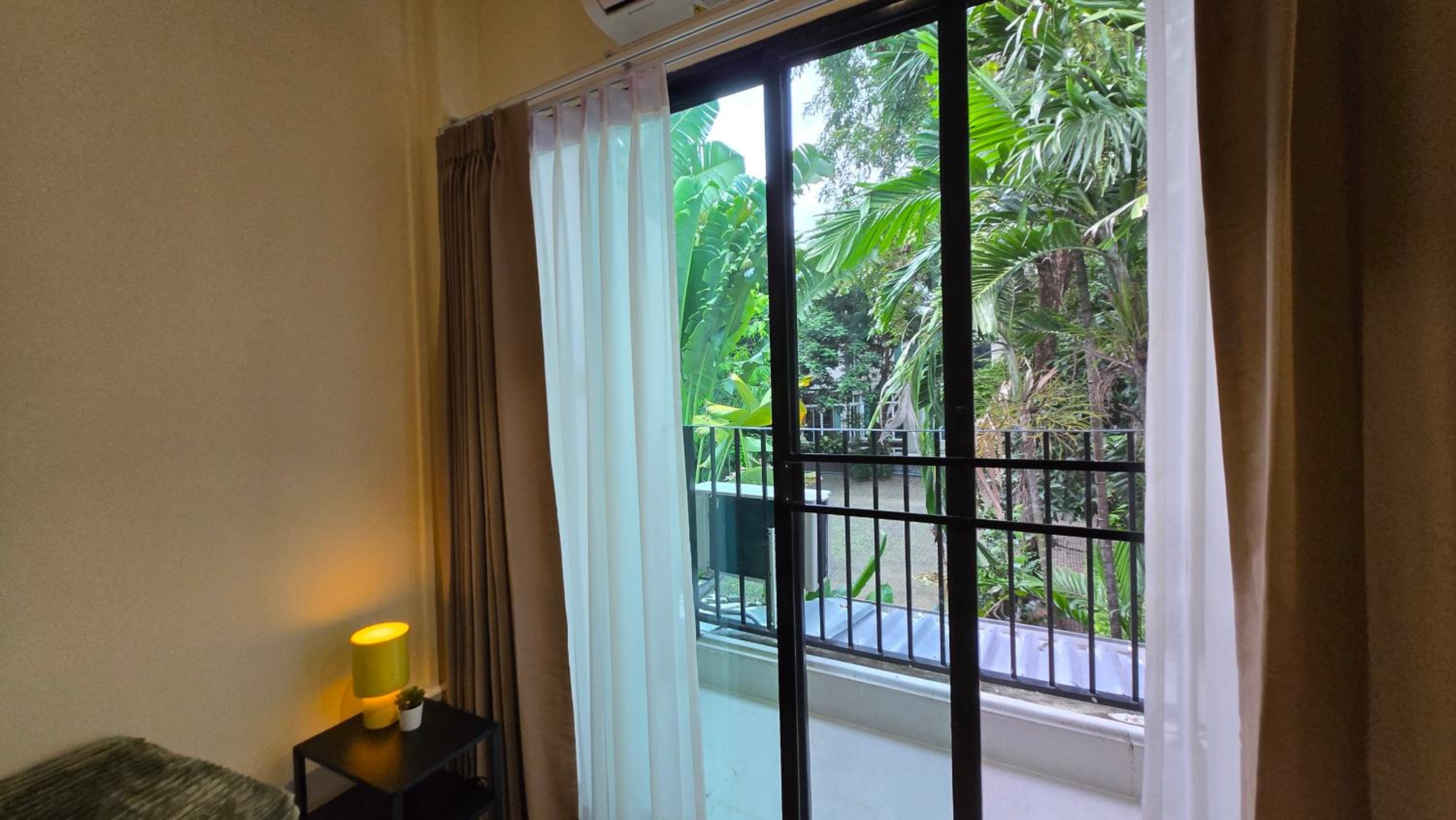 TownHouse near Central Ladprao with bathtub