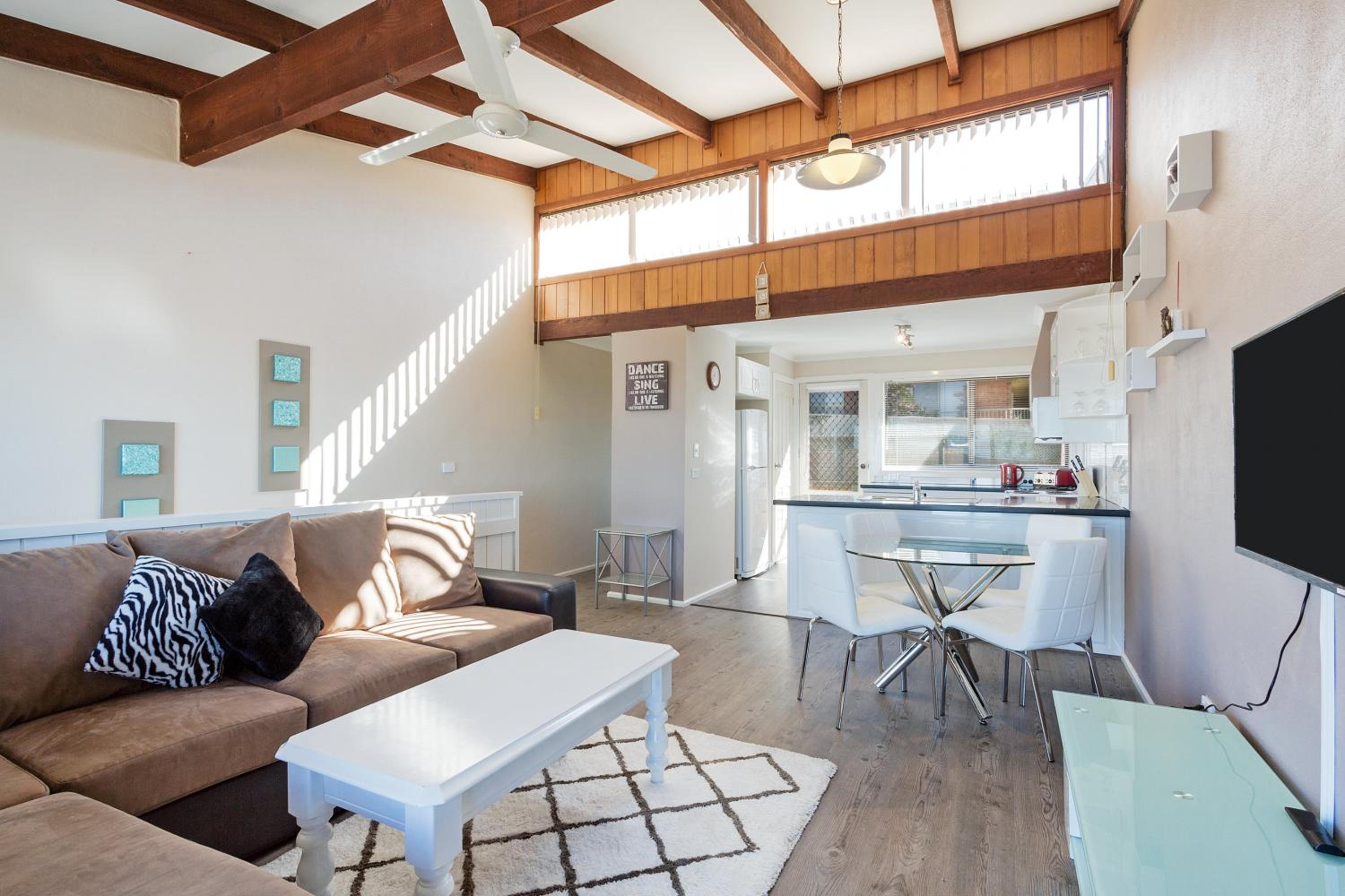 Panoramic Townhouses by Lisa