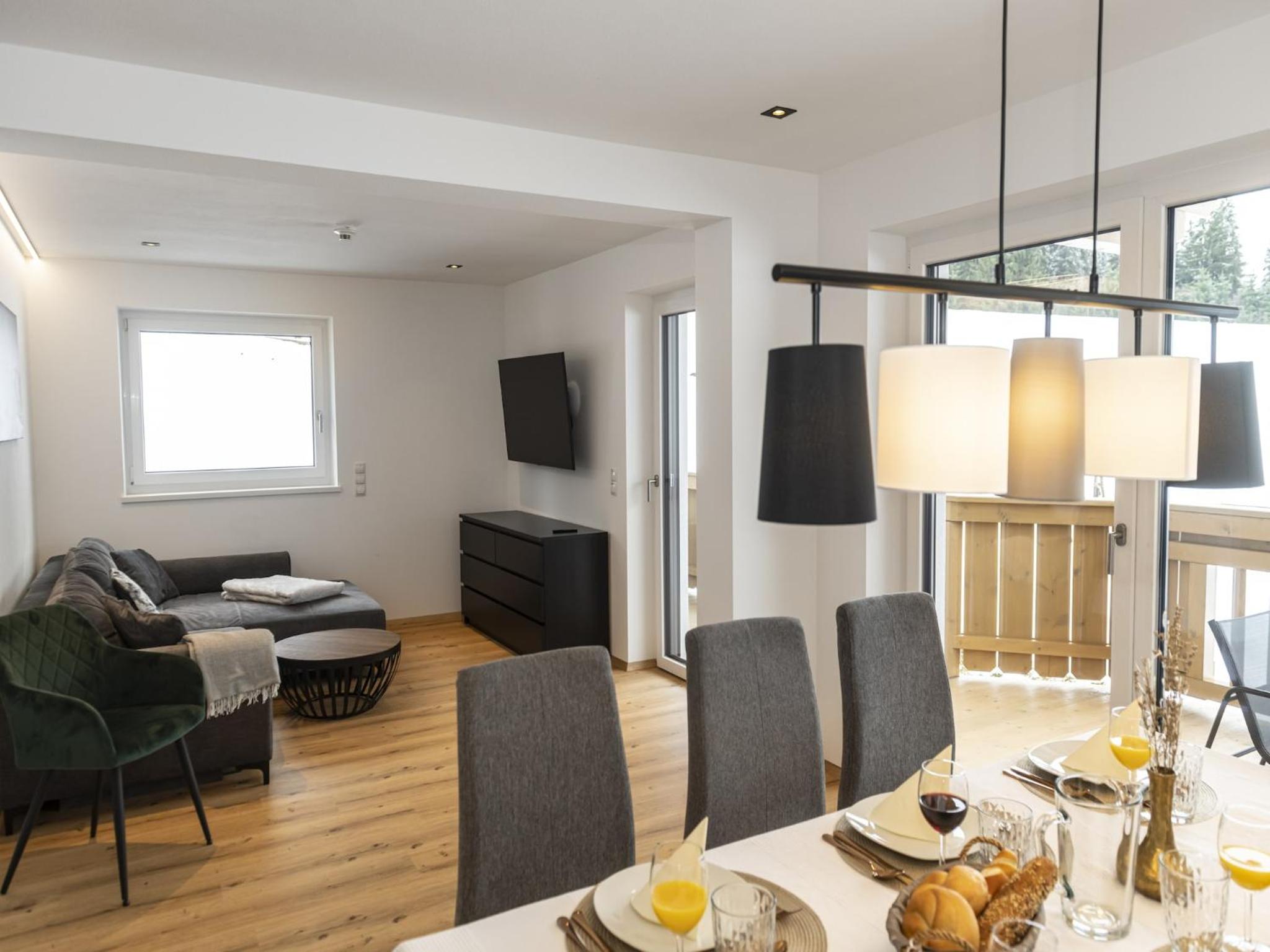Alpine apartment with view & garden