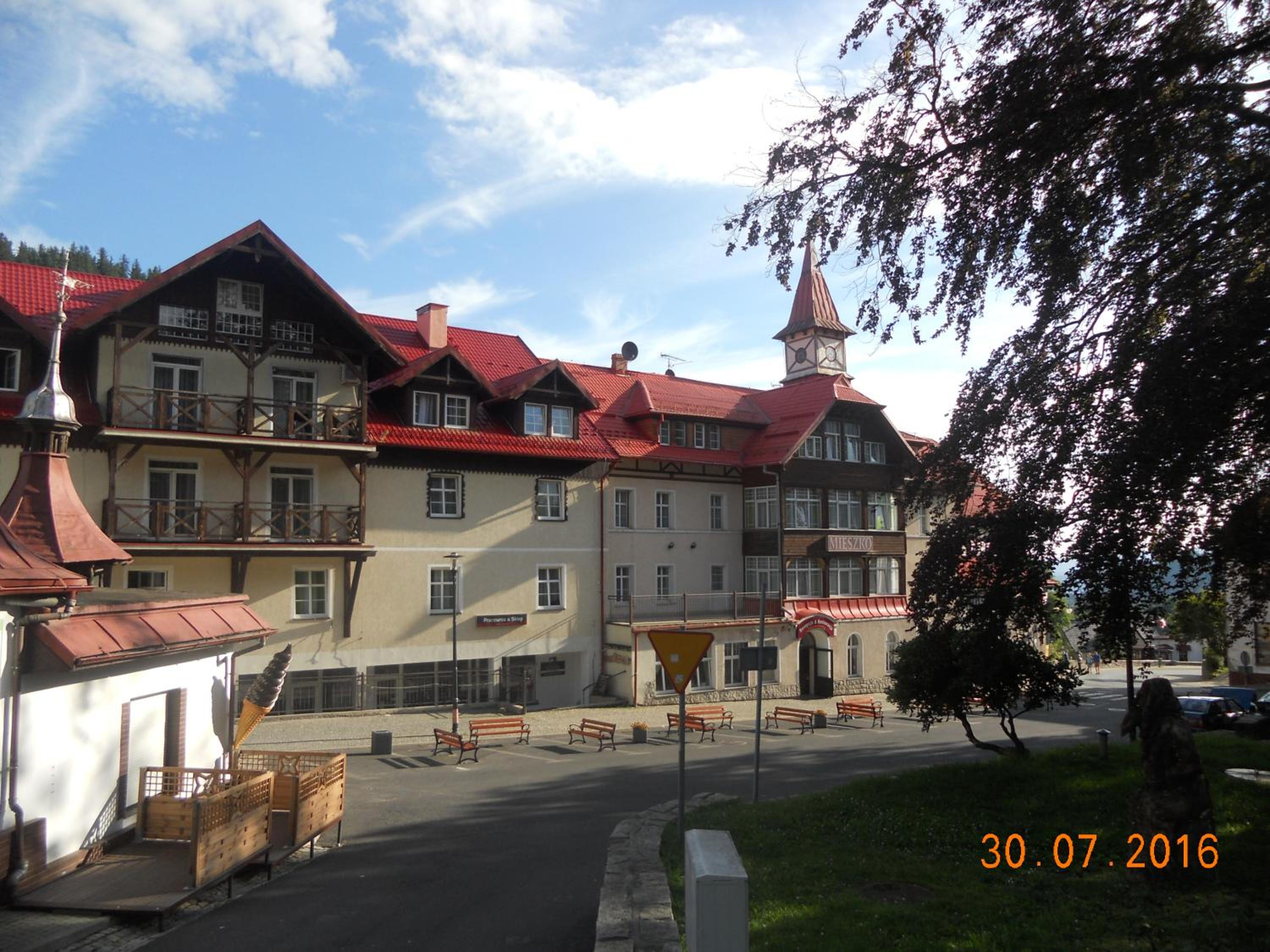Photo 13