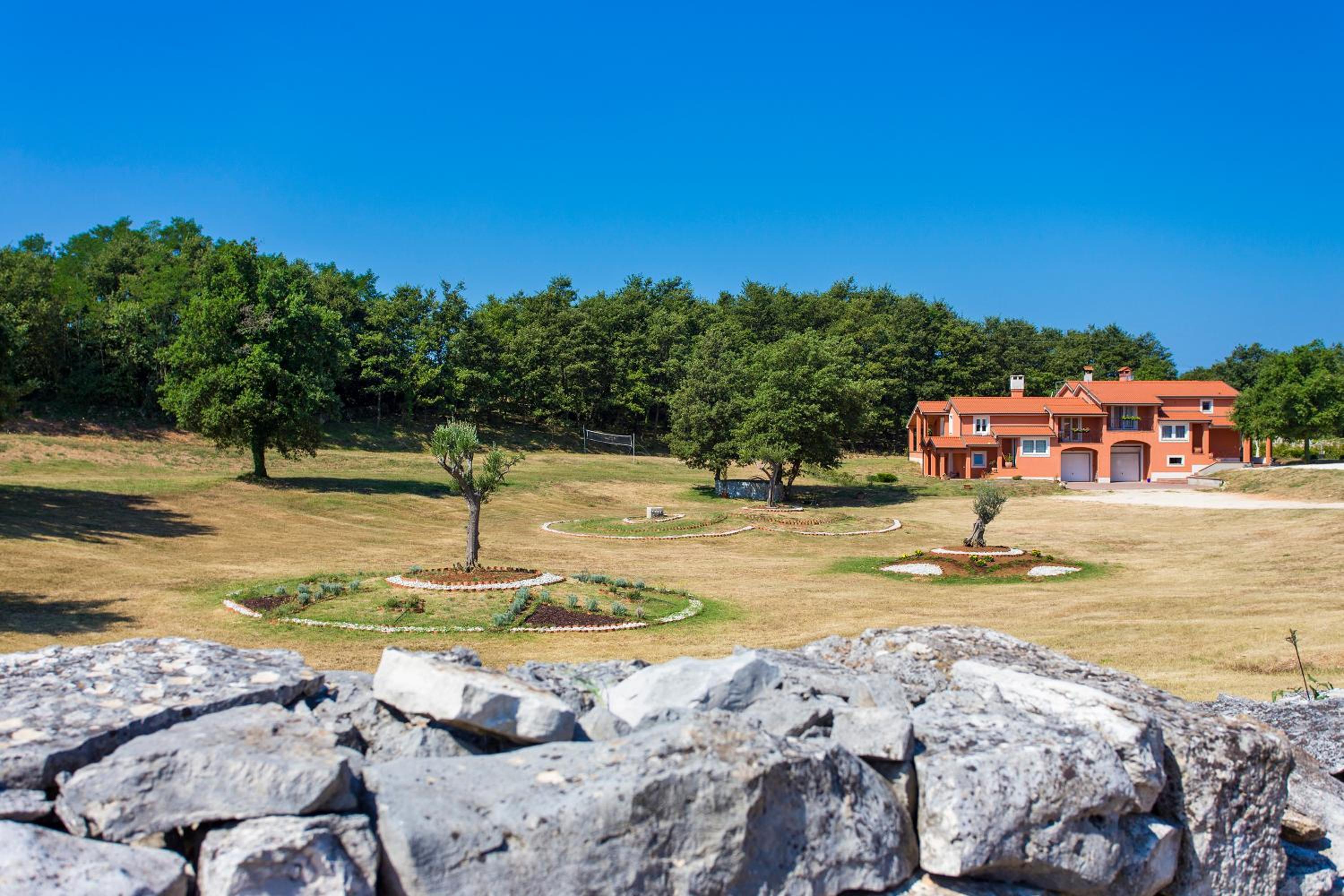 Apartments Matelici