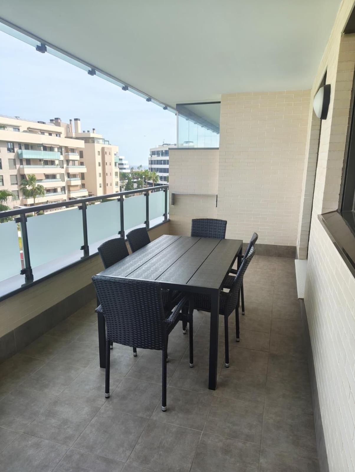 Los Álamos Breeze - 3BR Next to the Beach Apt - Free Parking - Salt Pool