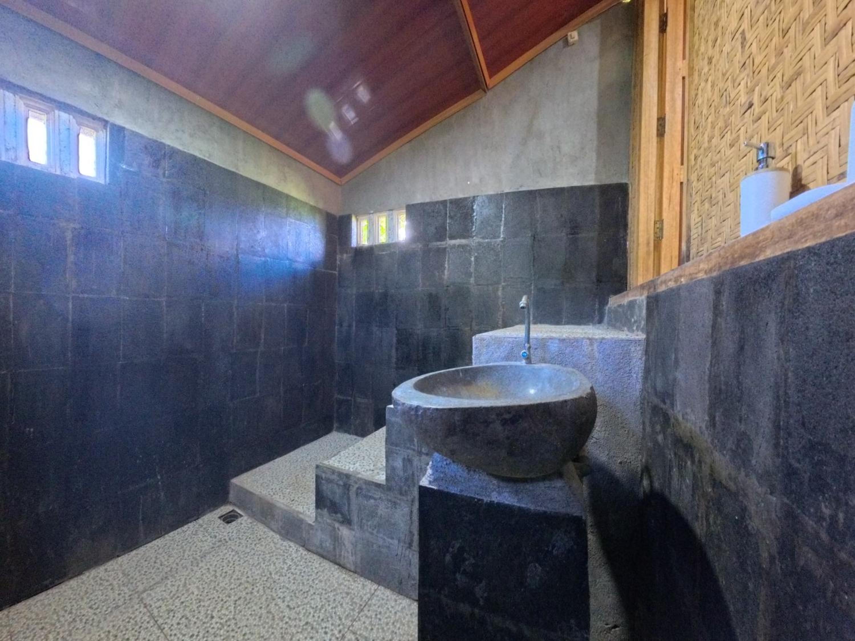 Lumera House