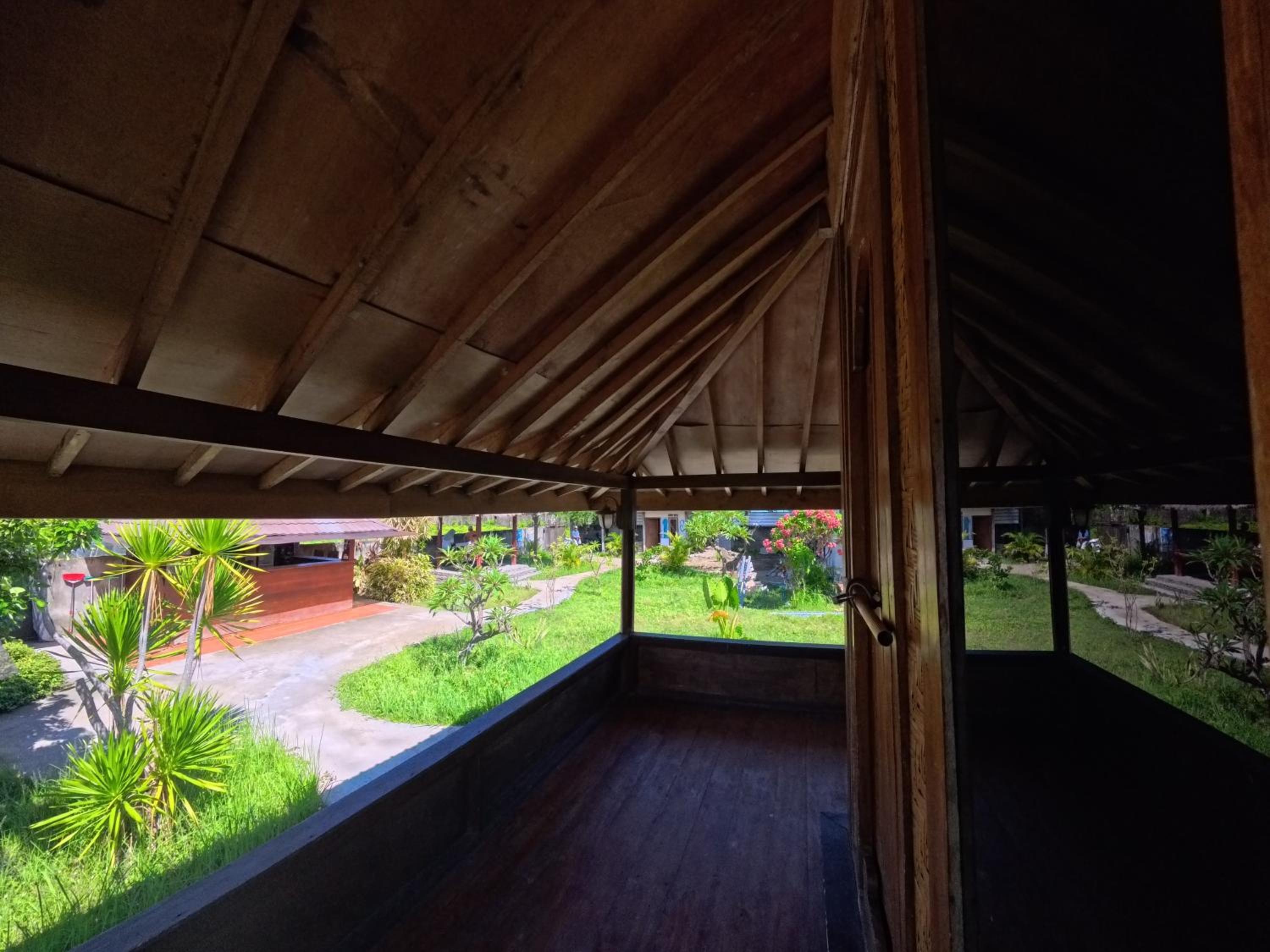 Lumera House