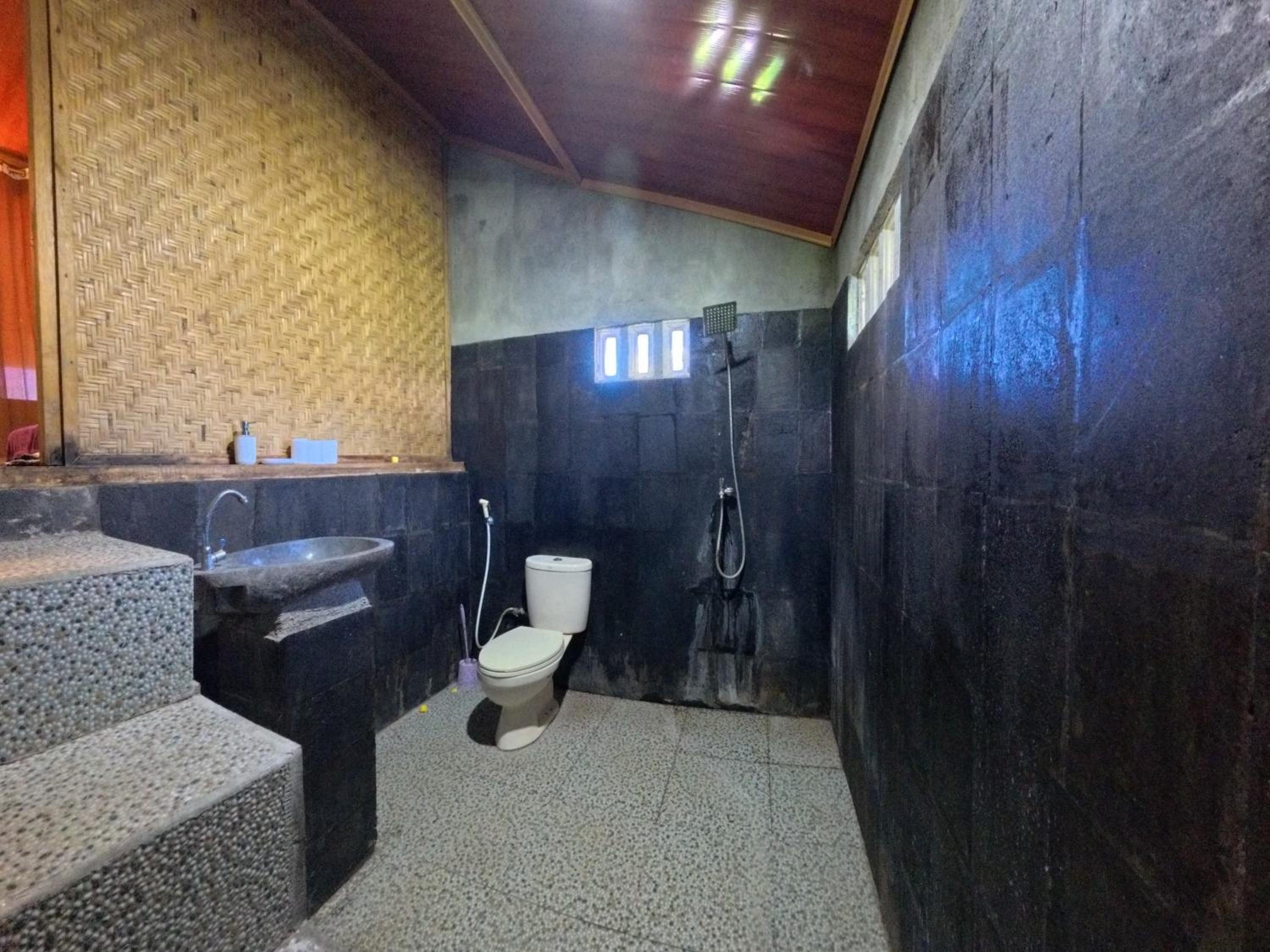 Lumera House