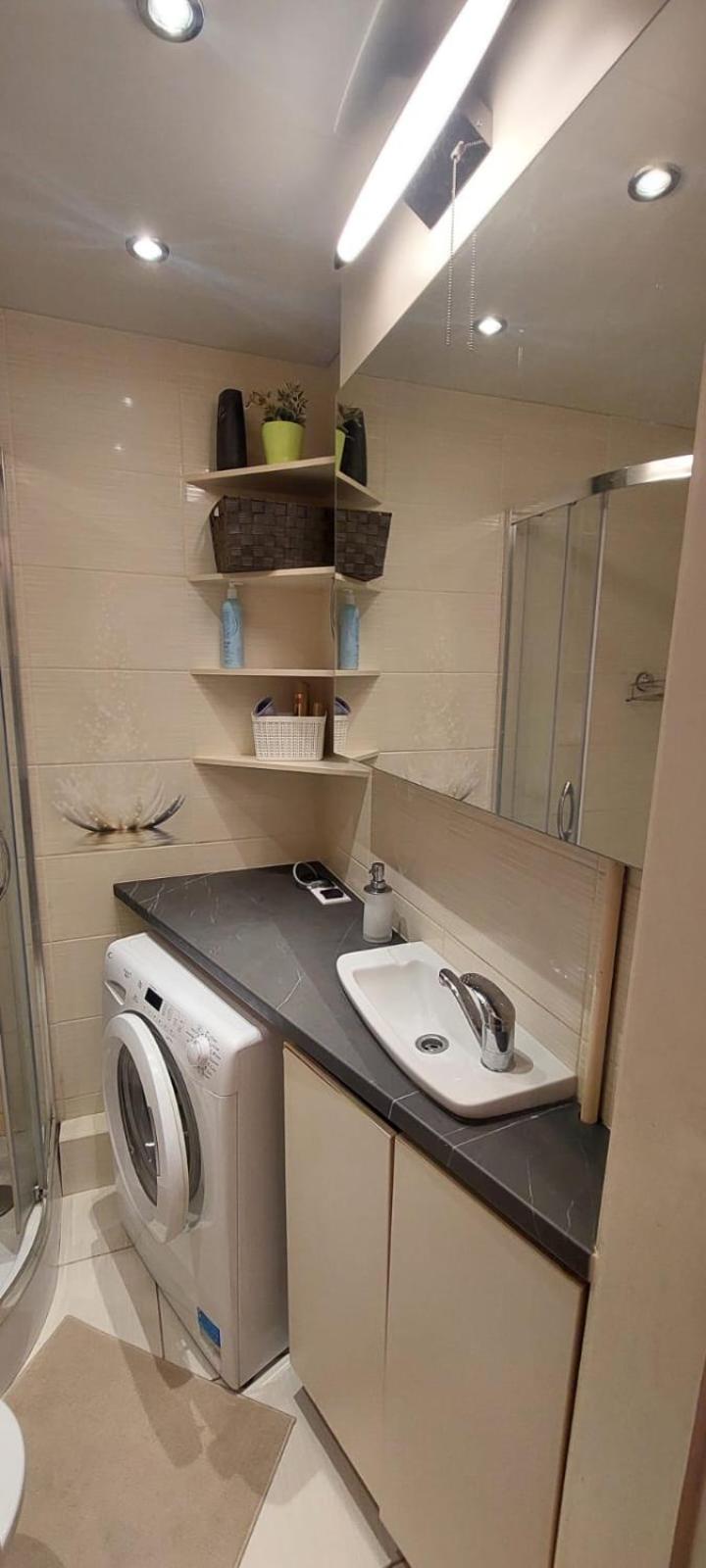 Wolfs apartment