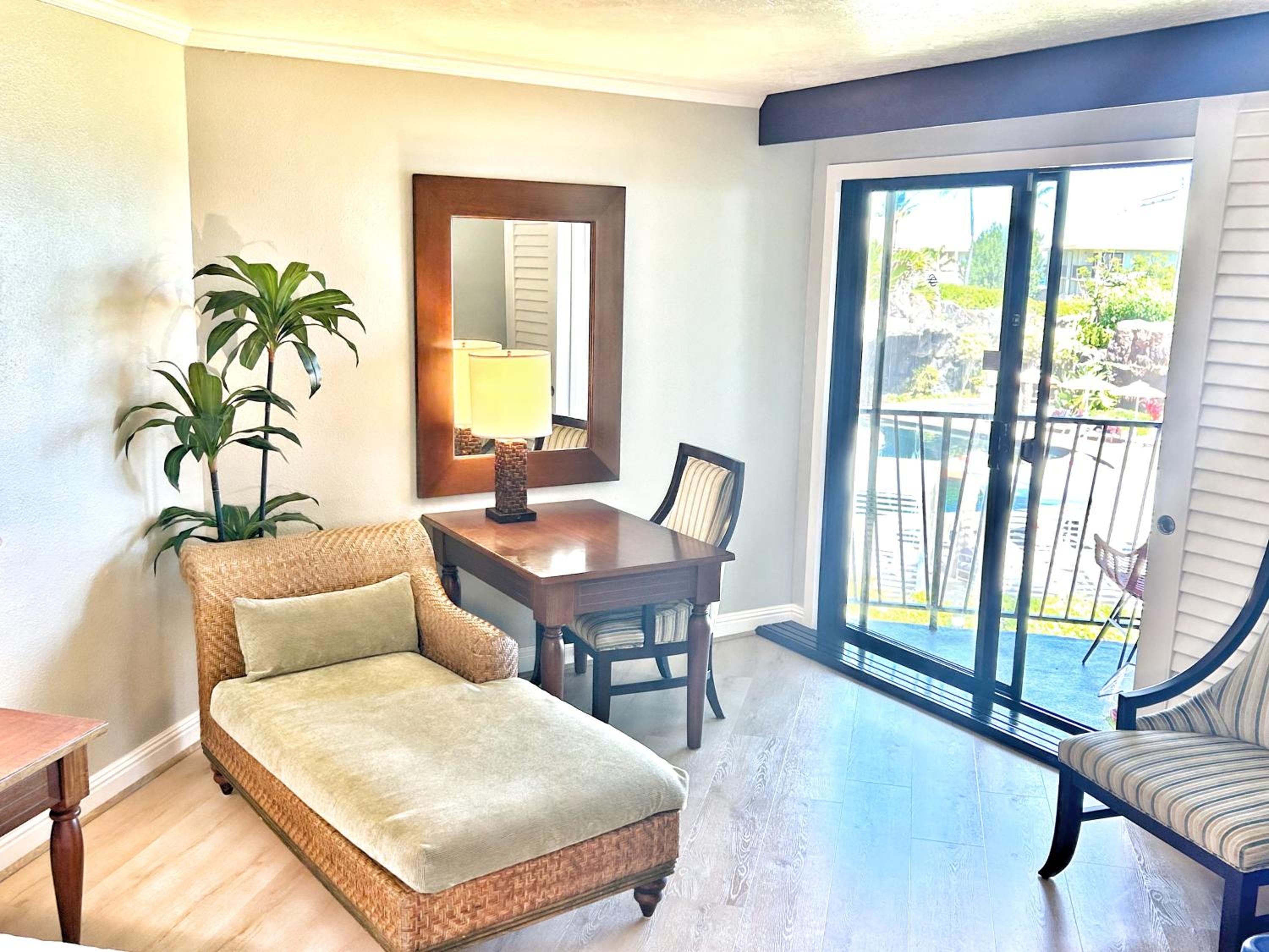 New! Watch Pacific Ocean sunrise from the comfort of your private ocean view lanai with coffee in hand!