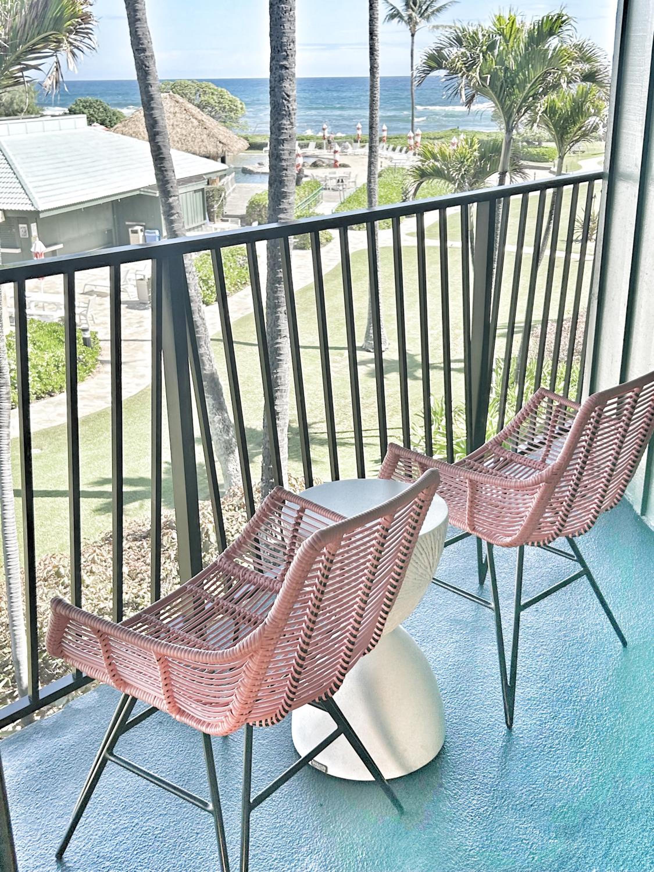 New! Watch Pacific Ocean sunrise from the comfort of your private ocean view lanai with coffee in hand!