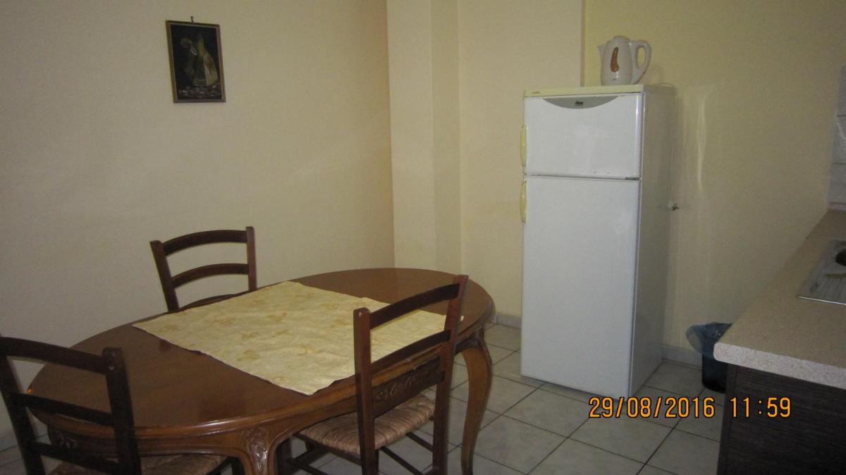 Photo 33