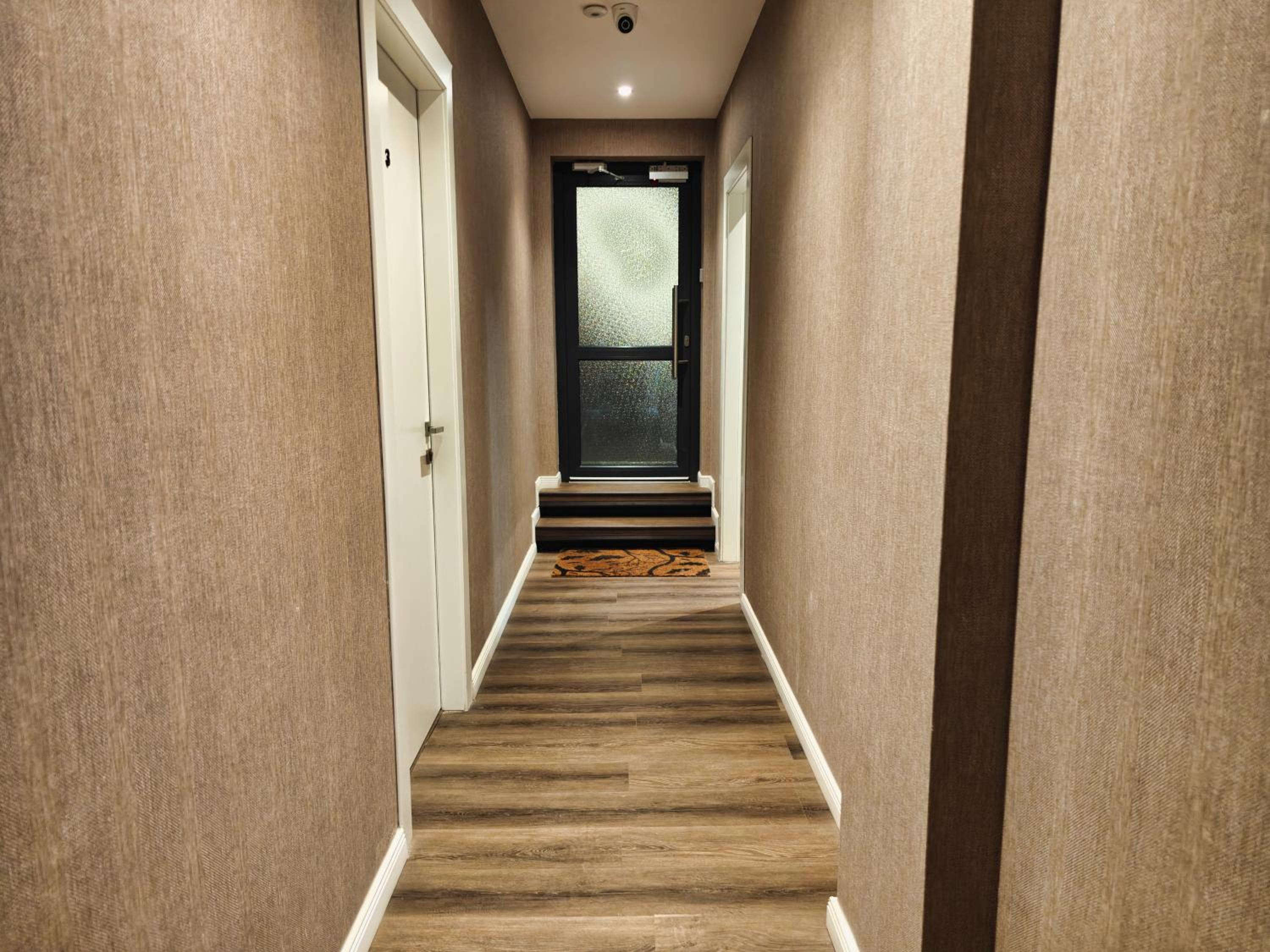 Romana Luxury Design Suites - City Center by Pumo Properties